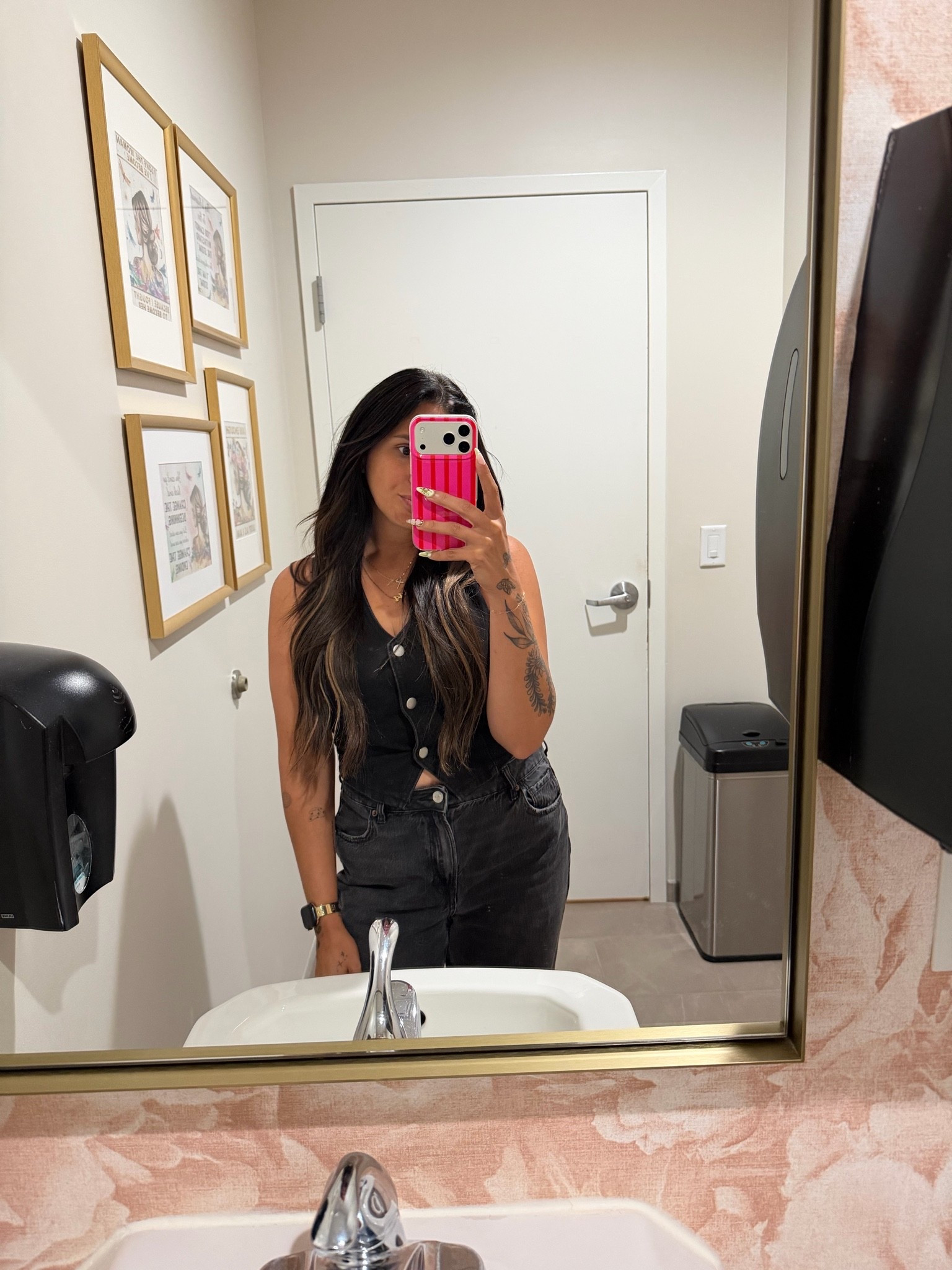 Just a little OOTD for the salon today @ae

#LTKootd #LTKSeasonal #LTKMidsize