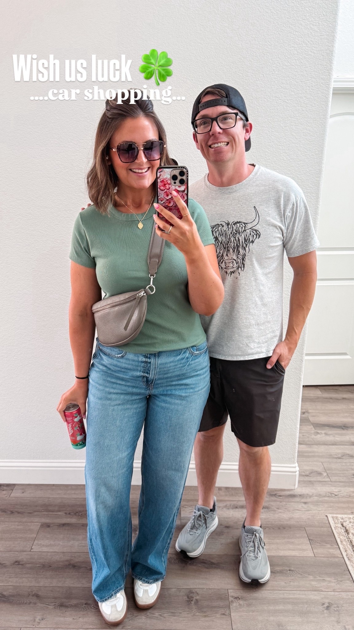 Casual outfit of the day 
Tshirt, large
Jeans, 12Long
Shoes, true 10 (my favorite sneakers!)

Size 12, midsize, old navy, American Eagle, curvy denim @American Eagle Outfitters 

#LTKMidsize #LTKootd #LTKSaleAlert