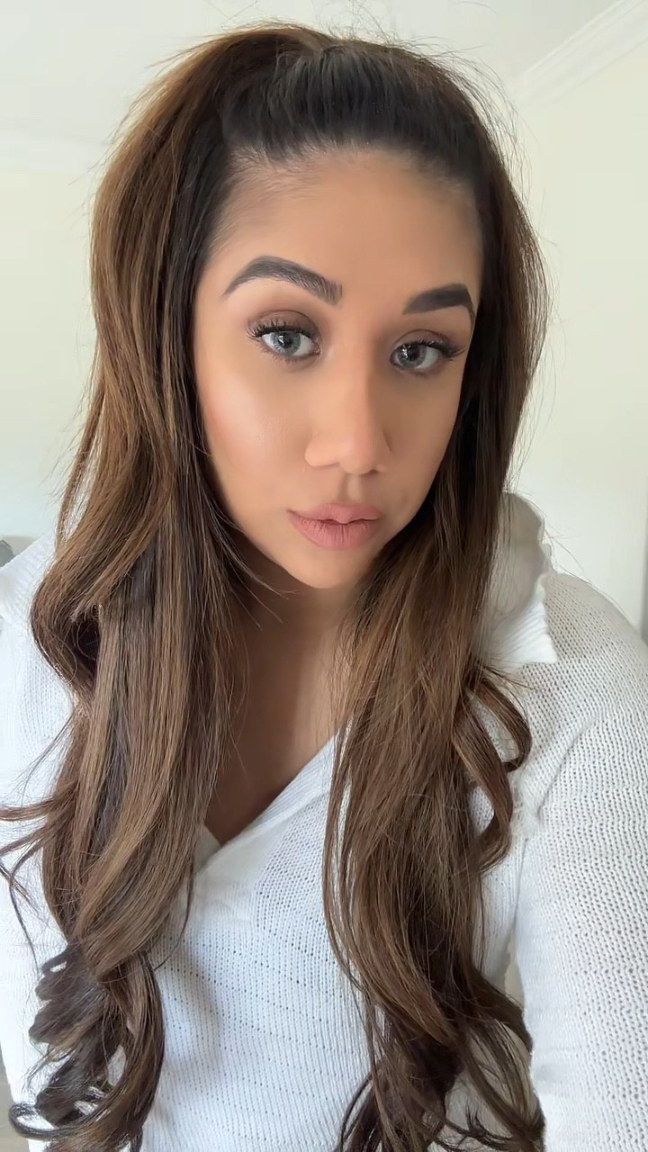 The @doseofcolors lip combo I am currently obsessed with 💄🖤 Nude Mood Velvet Lip Duo 



#LTKFind #LTKunder100 #LTKbeauty