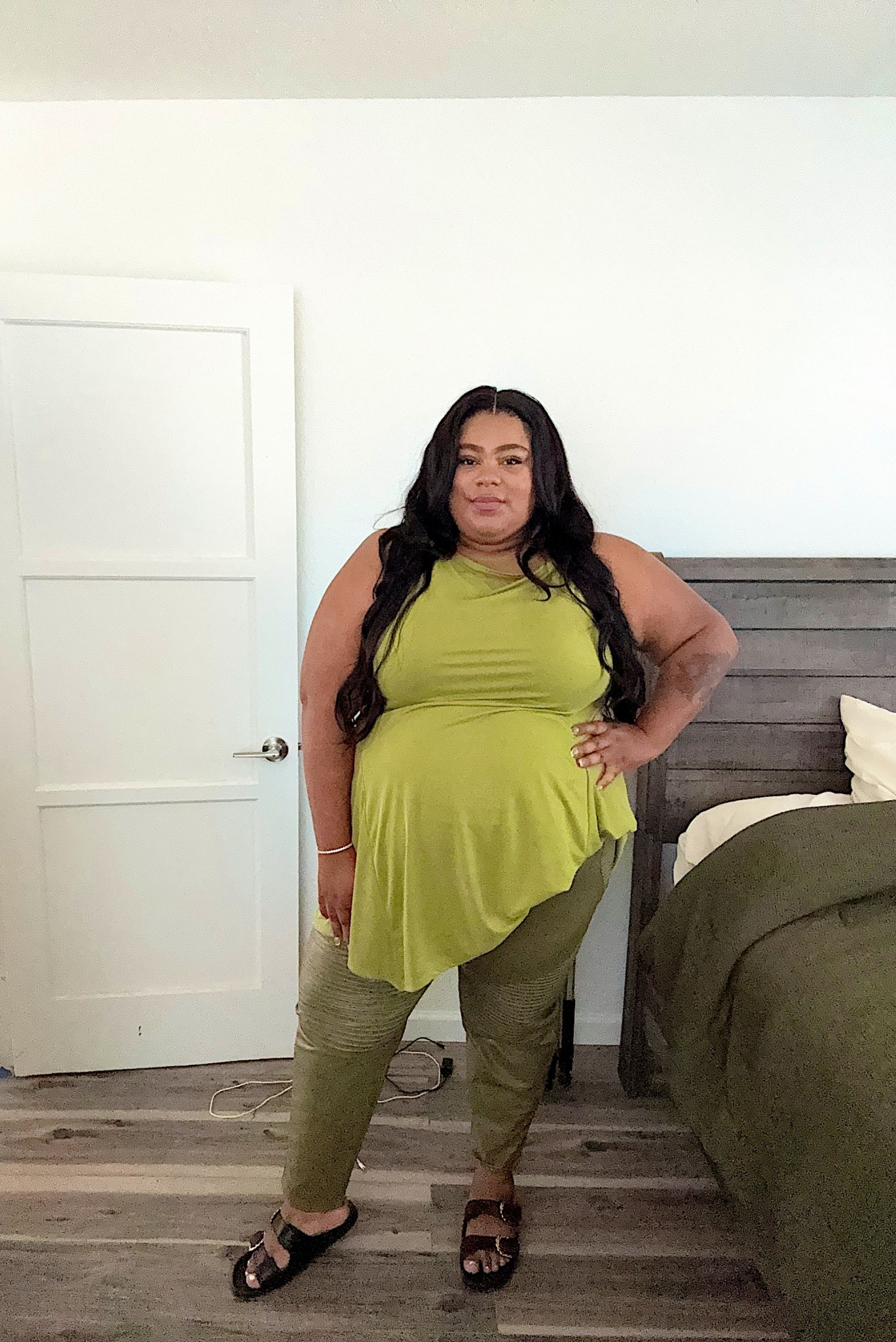 The pants are thrifted so I cannot link them 😭 but the dress is from old navy I’m wearing a 3X

Plus size fashion
Plus size minimal fashion
Plus size outfit of the day
Plus size workwear 
Plus size colorful outfits 
Plus size color outfits


#LTKSaleAlert #LTKPlusSize #LTKWorkwear