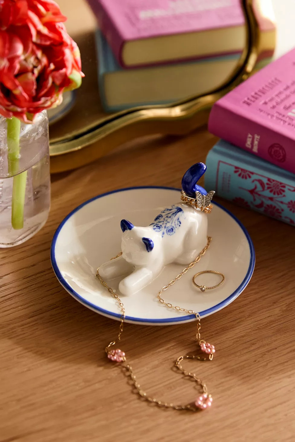 Cat Stretch Ring Holder | Urban Outfitters (US and RoW)