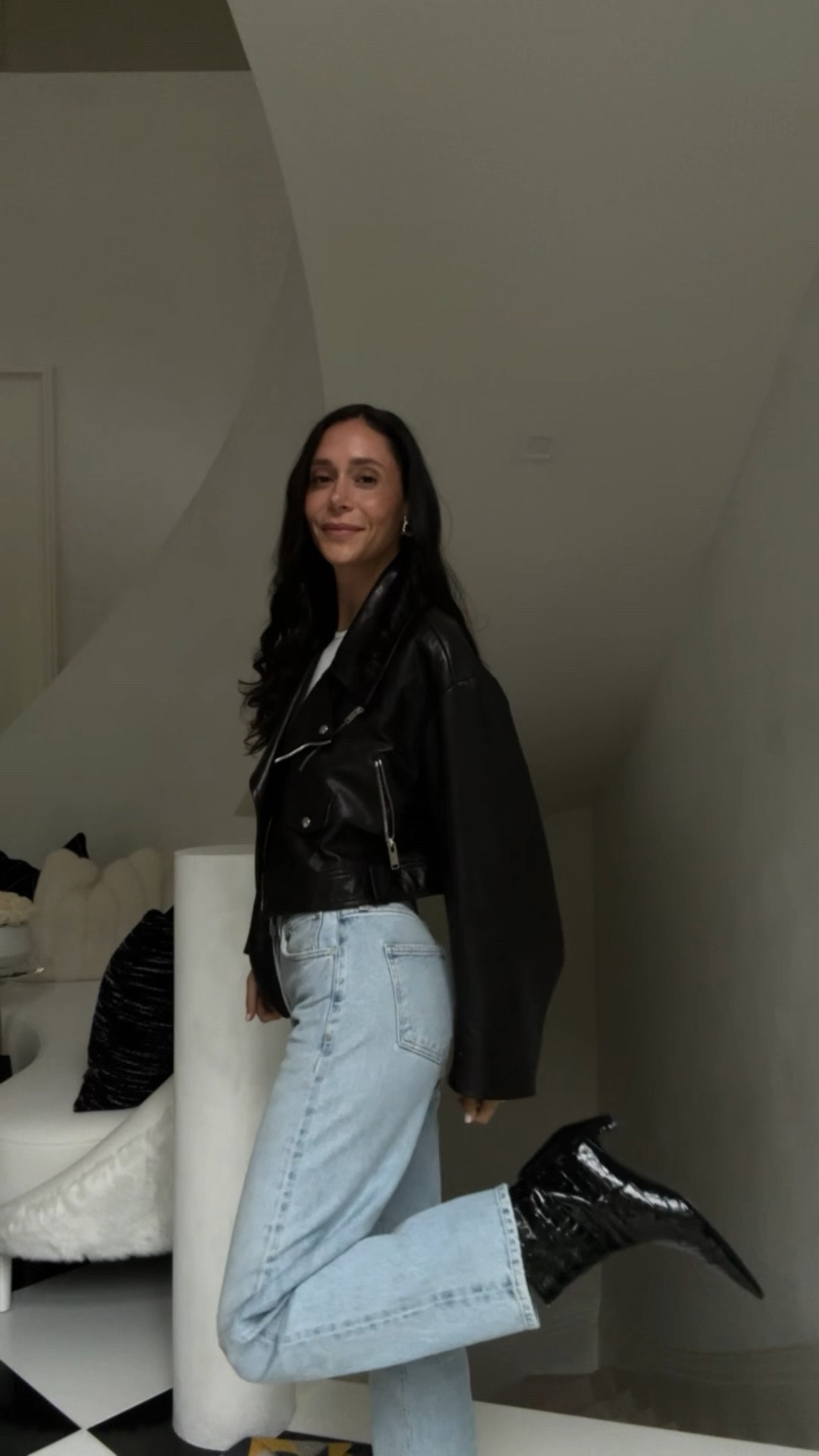 Today’s look for a gloomy city day☁️🖤

#LTKSeasonal #LTKStyleTip #LTKBeauty