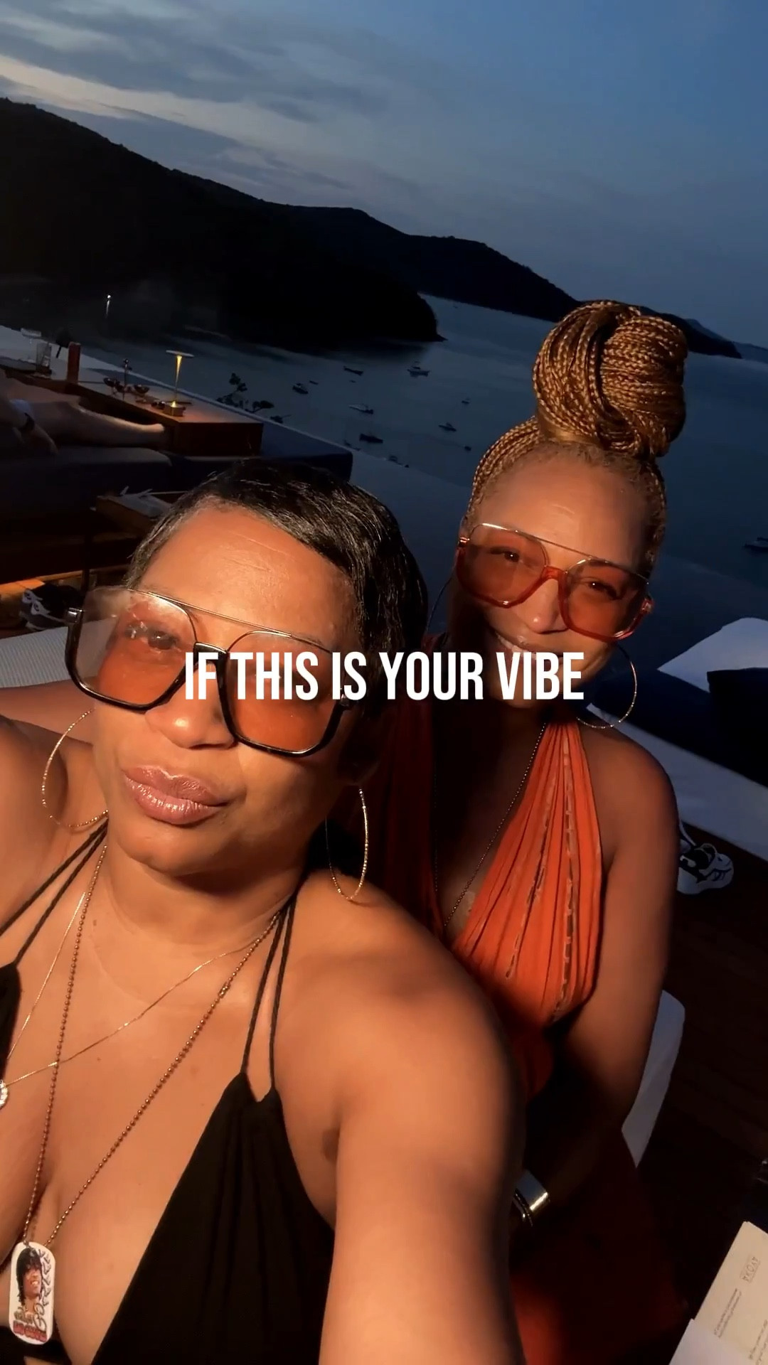 If this is your vibe…👯

#LTKStyleTip #LTKFindsUnder50 #LTKSeasonal