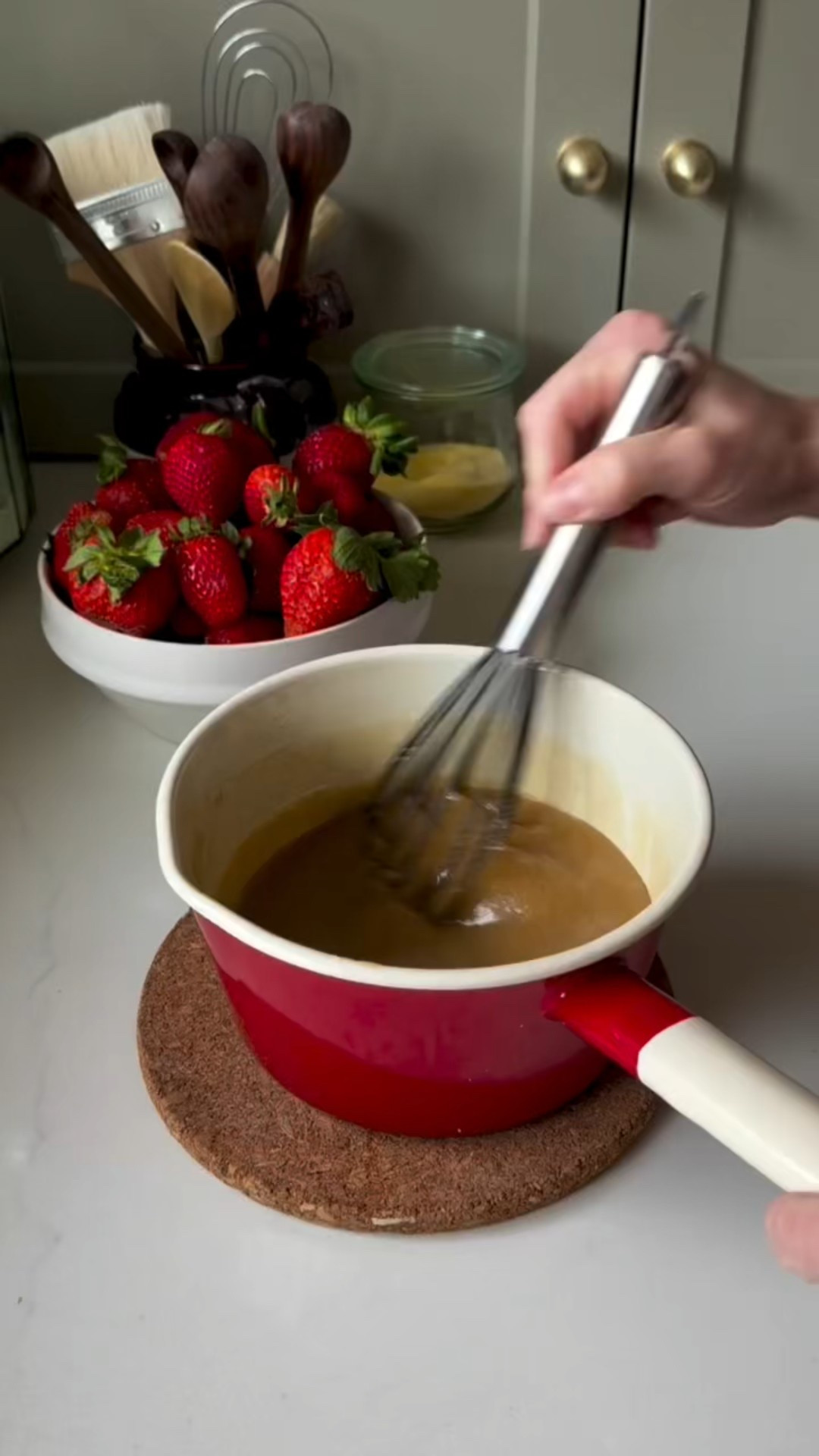 Easy homemade hot fudge sauce 🤎
Rich, smooth, and made in minutes — perfect for dipping strawberries, drizzling over ice cream, or keeping in the fridge for dessert emergencies.

One-pot, pantry staples, and always a hit.

#bergbakes #hotfudge #dessertideas #chocolatelovers #easyrecipes #homemade

#LTKfoodie #LTKSeasonal #LTKHome