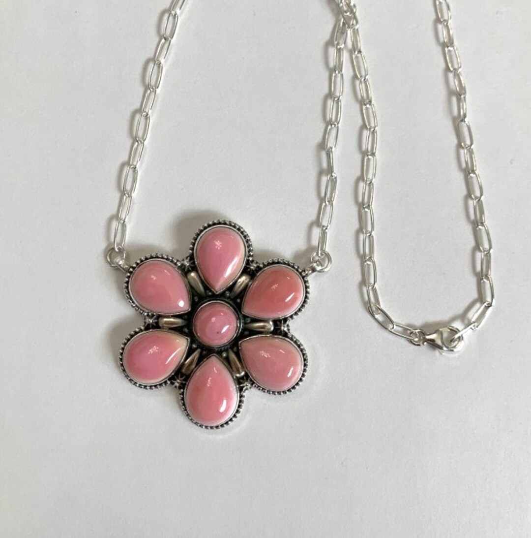 Large Pink Conch & Sterling Silver Cluster Necklace 20'' long | Etsy (US)