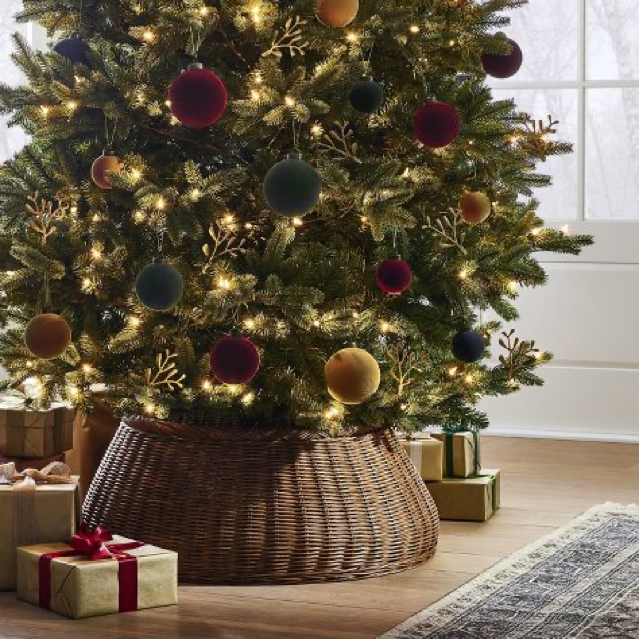 Christmas is coming 

#LTKSeasonal #LTKHolidaySale #LTKHoliday