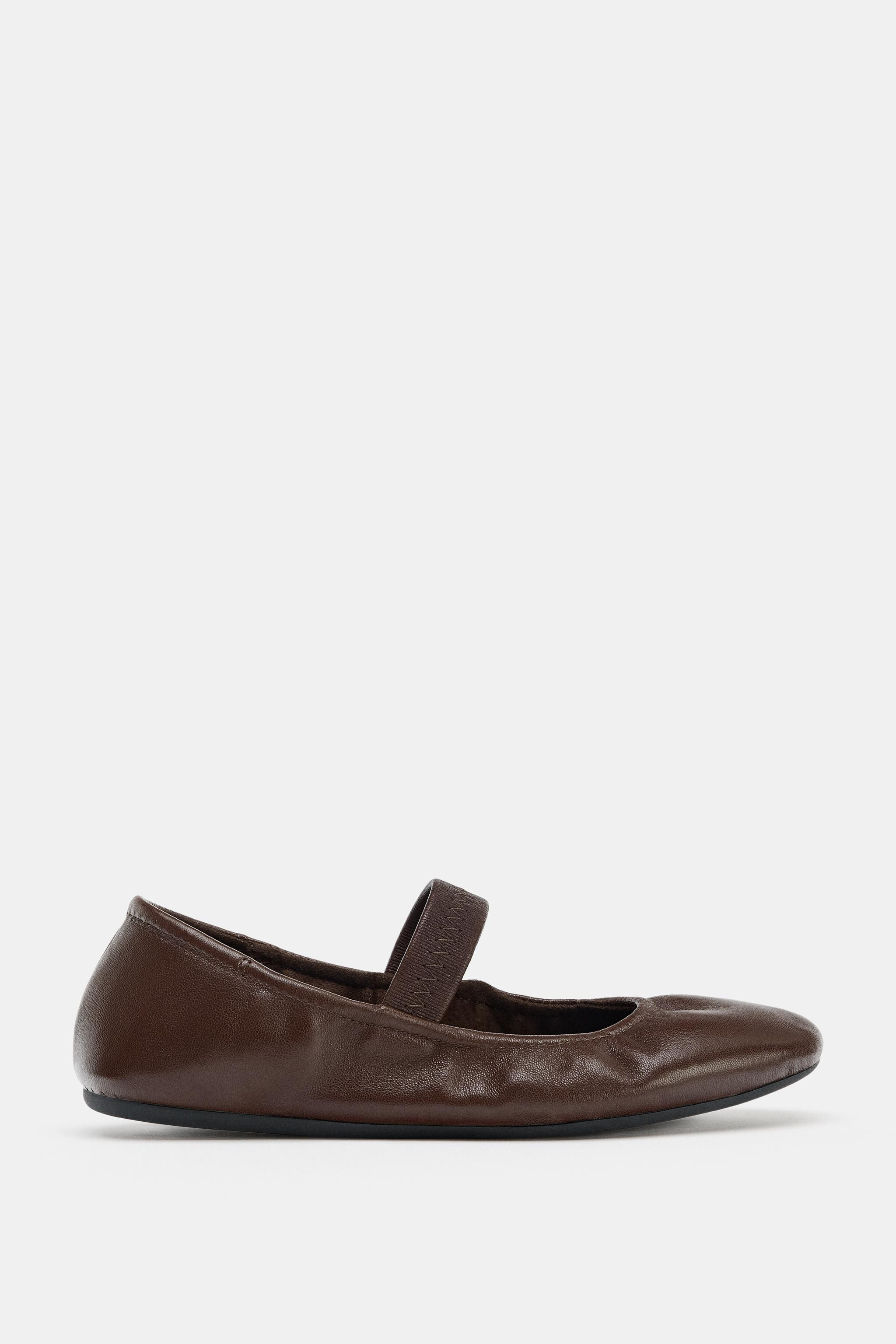LEATHER BALLET FLATS WITH ELASTIC STRAP | Zara US