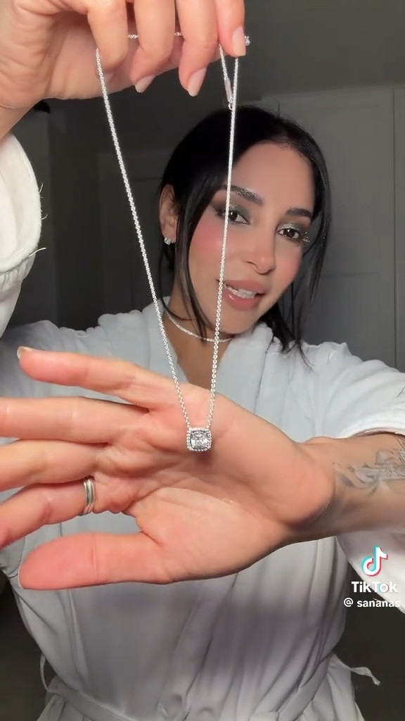 Selection #Pandora quelques idées de cadeaux pour Noël 🎄 ✨

#LTKbeauty #LTKstyletip #LTKfrance