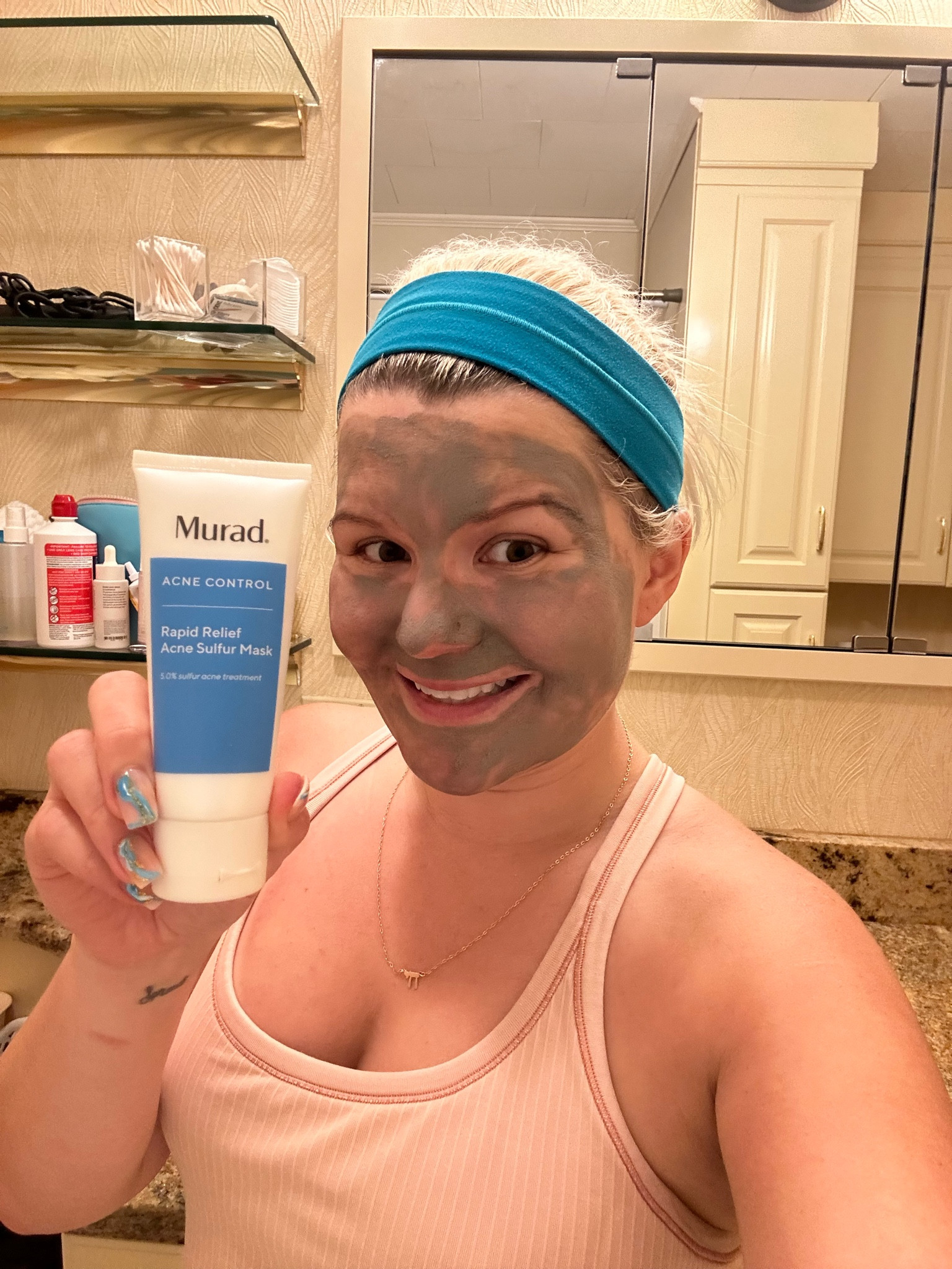 Face mask Sunday: @murad  charcoal face mask is a staple on Sundays.

#LTKselfcare #LTKPetite #LTKBeauty