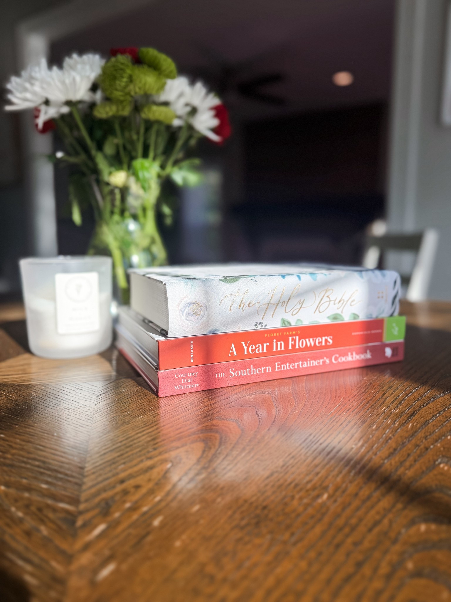
I got the perfect stack for Christmas 🤍
The flower-making book and Southern Hospitality cookbook are from Amazon. Very on-theme for our Charleston era.
And this beautiful floral Bible from Hosanna Revival has so much room for notes, which I love!! 

#LTKmorningroutine #LTKmomlife #LTKHome