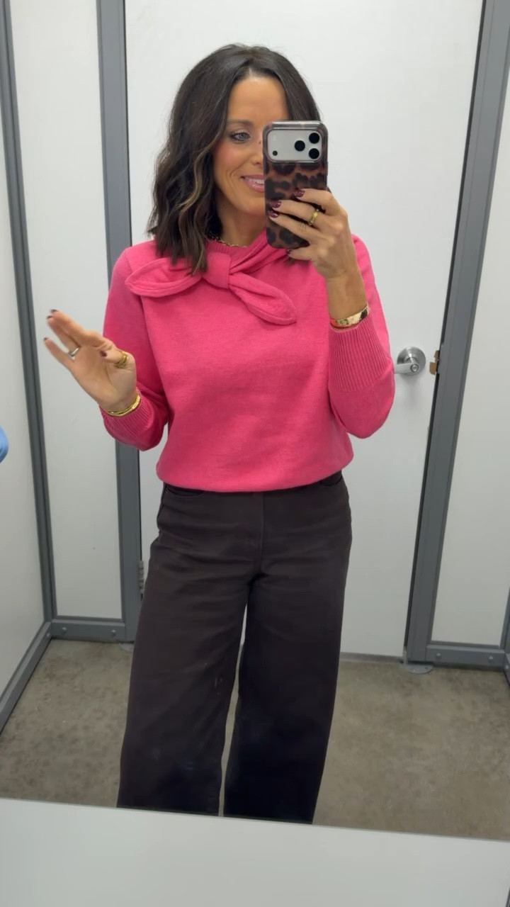 the cutest little bow sweater 💗 such a fun Walmart find for fall!

@Walmart 

size xs

#WalmartFinds #WalmartFashion #WalmartStyle #FallFashion #FallStyle #AffordableFashion #SweaterWeather #LTKCreator #LTKFashion

#LTKootd