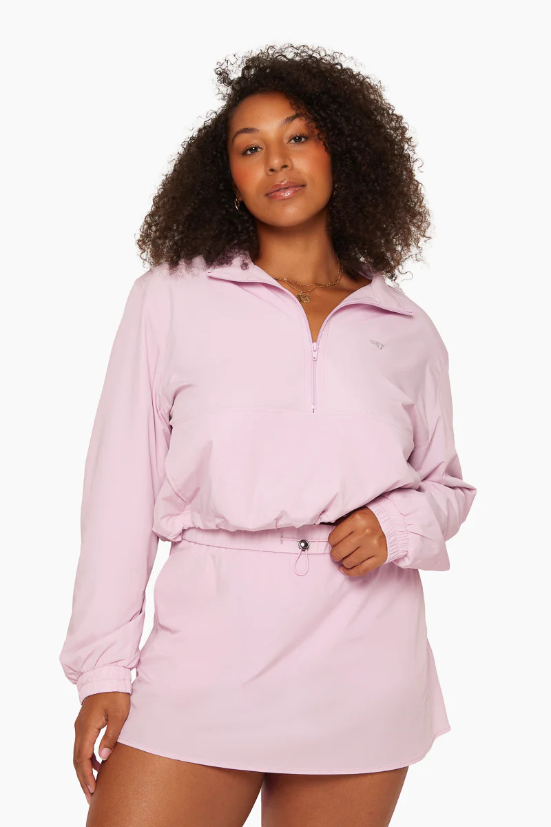 NYLON HALF ZIP WINDBREAKER 
                            cowgirl | SET Active