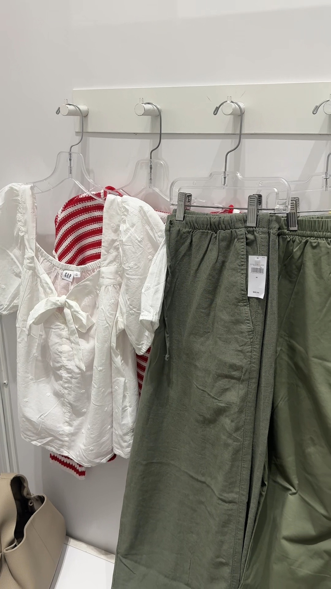 Gap factory try on 💃🏻

#LTKdayinmylife #LTKootd #LTKgrwm