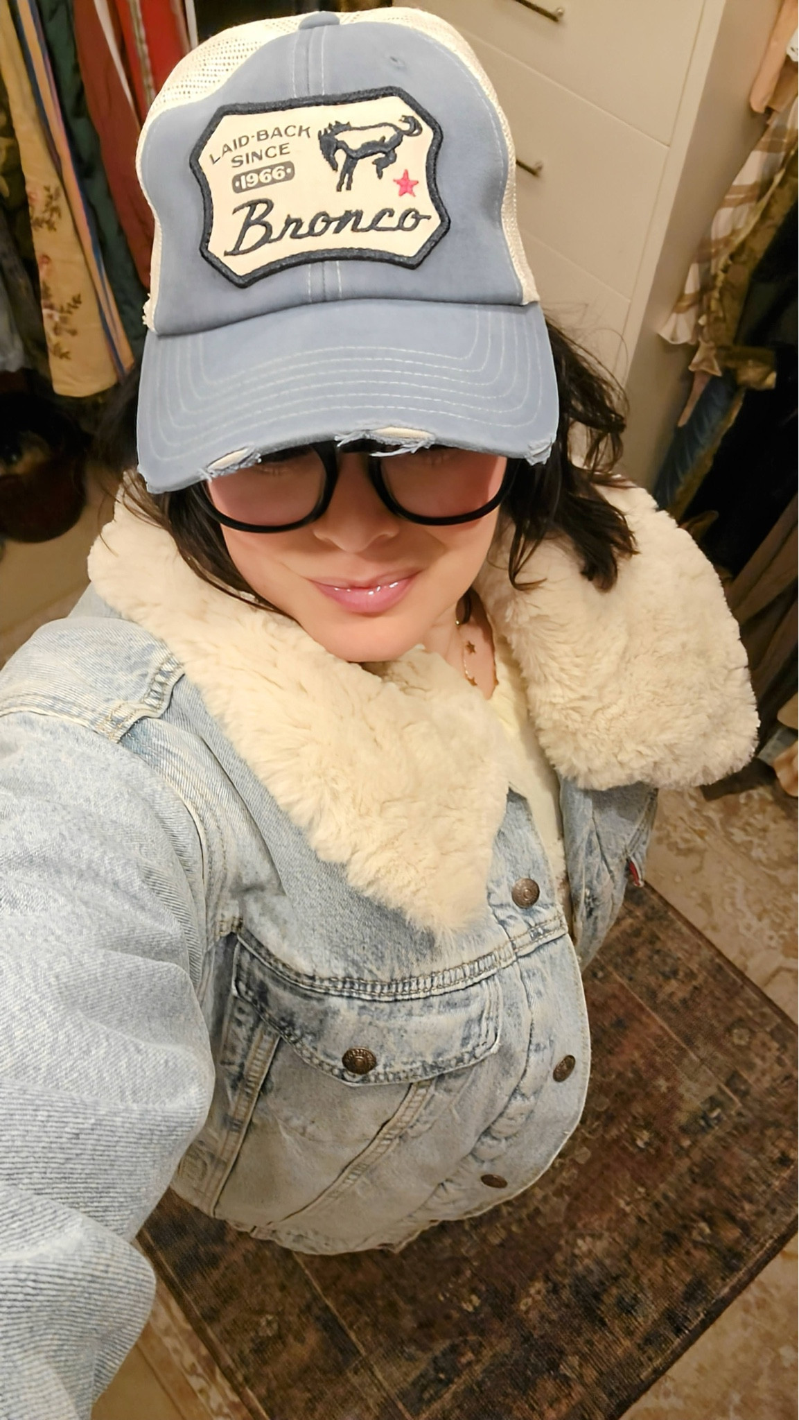 Hello there! This is your clue to get a Levi’s jacket & trucker hat 


#LTKStyleTip #LTKOver40 #LTKSaleAlert