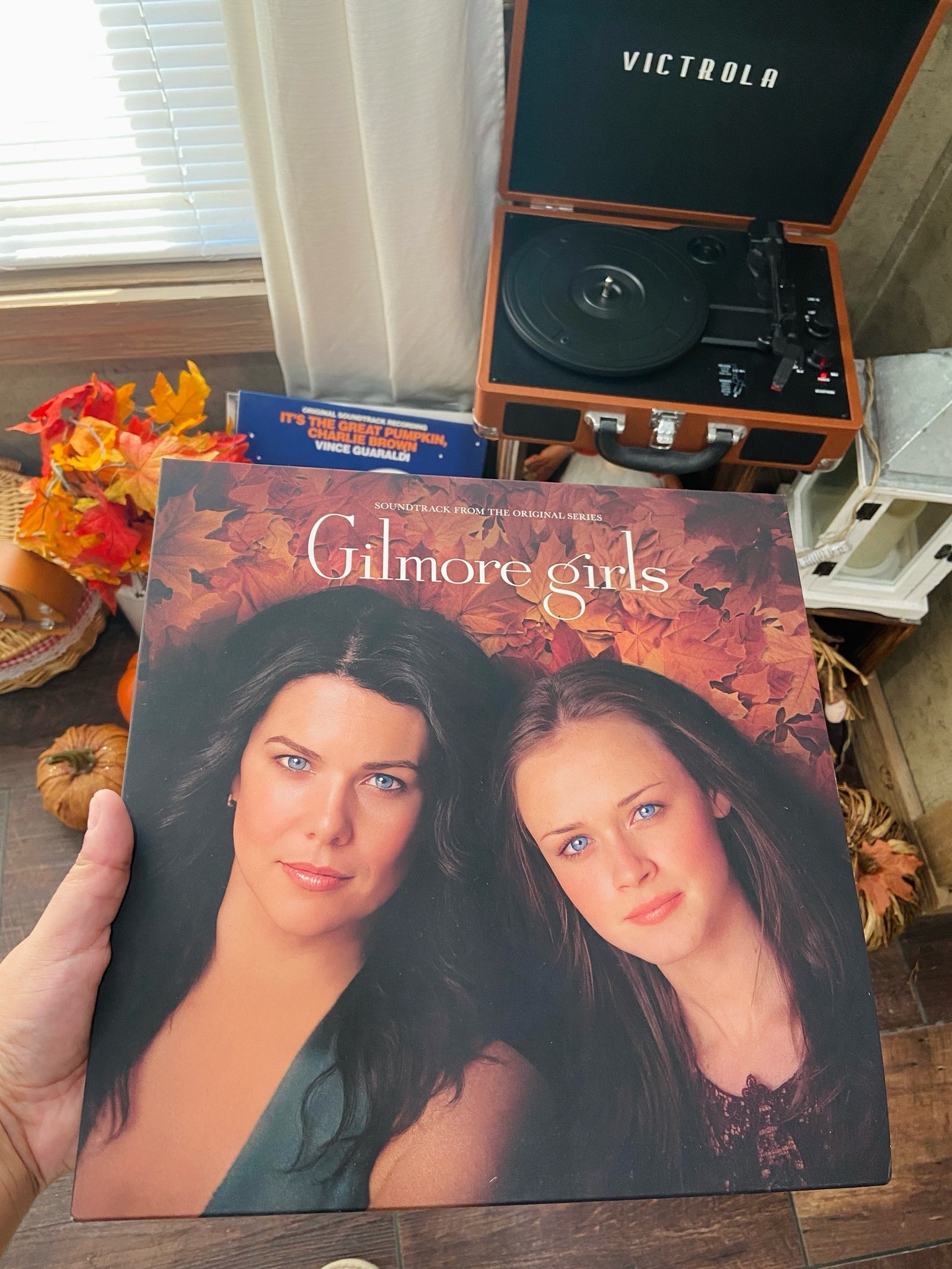 My current fall soundtrack 🍁

#LTKdayinmylife #LTKSeasonal #LTKHome