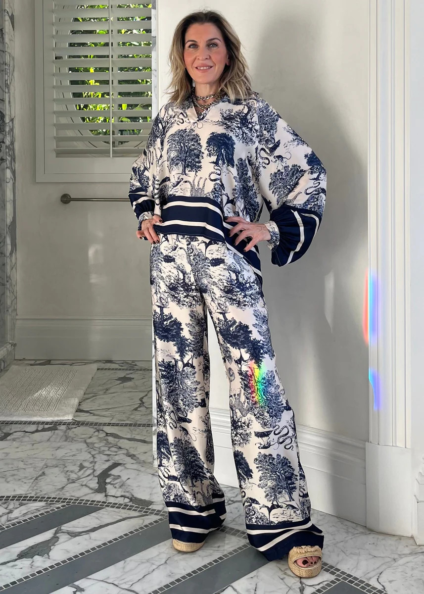 Duvay Jungle Print Top - Navy | Benaar La