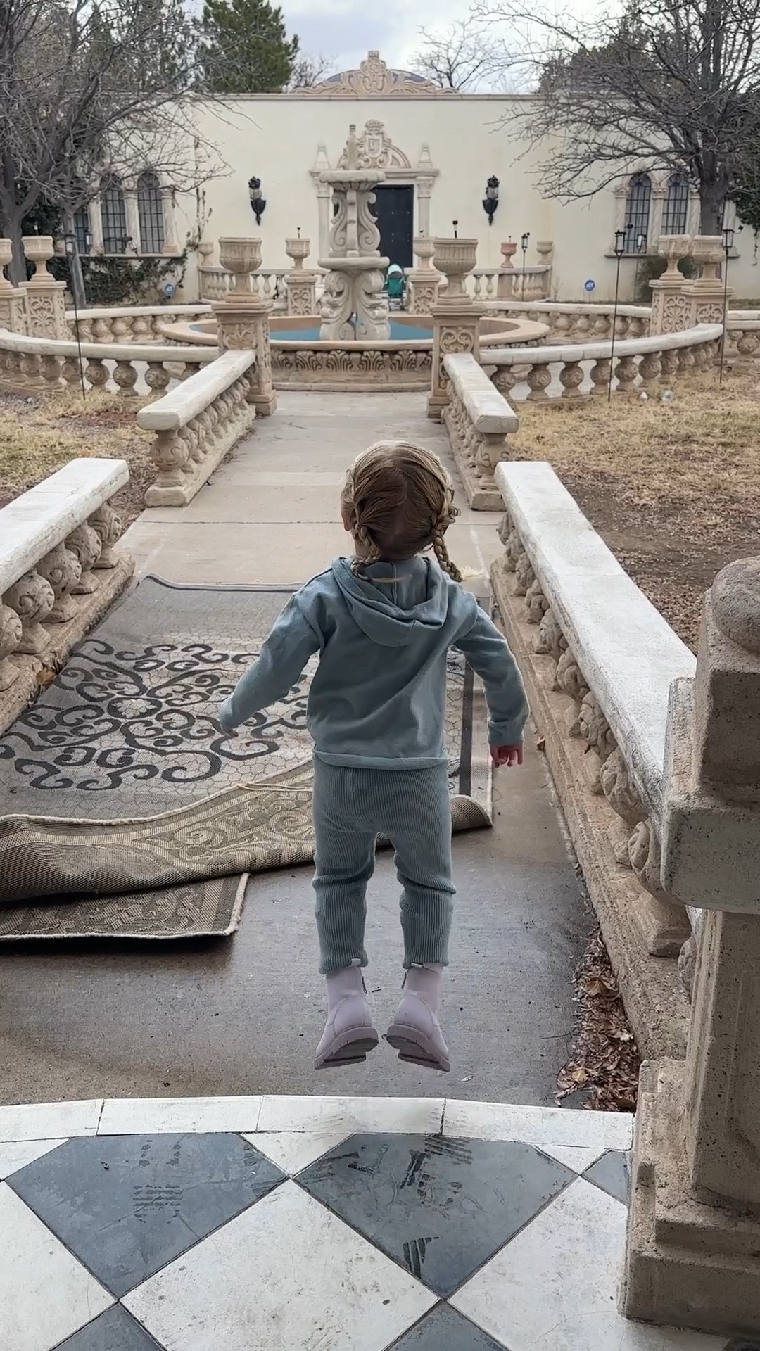 Day 6 of setting up The Castle. Sharing rainy day kids clothes and a few STR/home essentials. 

#LTKFamily #LTKKids #LTKHome