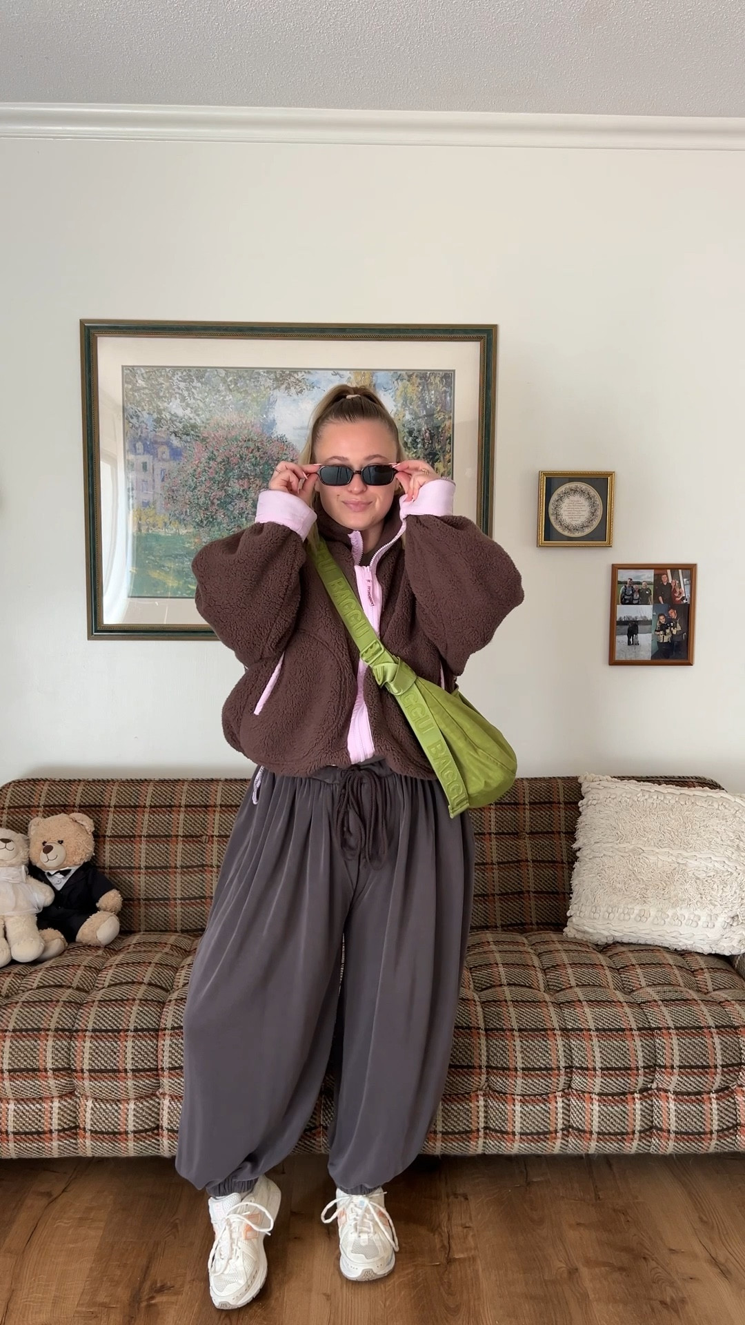 Wish I could be showing you guys all the fun spring outfits but it’s 28 degrees today… 😭 

@FP Movement @target @New Balance @BAGGU @Amazon Fashion 

#getdressedwithme #size12fashion #ootd #gdwm #getdressedwithjolene 

Baggy pants 
Balloon pants 
Fp movement pants 
Baggy outfits 
Sporty outfits 
Comfy outfits 
Size 12 fashion 
Midsize outfits 
BAGGU outfits 
New Balance sneakers 

#LTKootd #LTKMidsize #LTKPetite