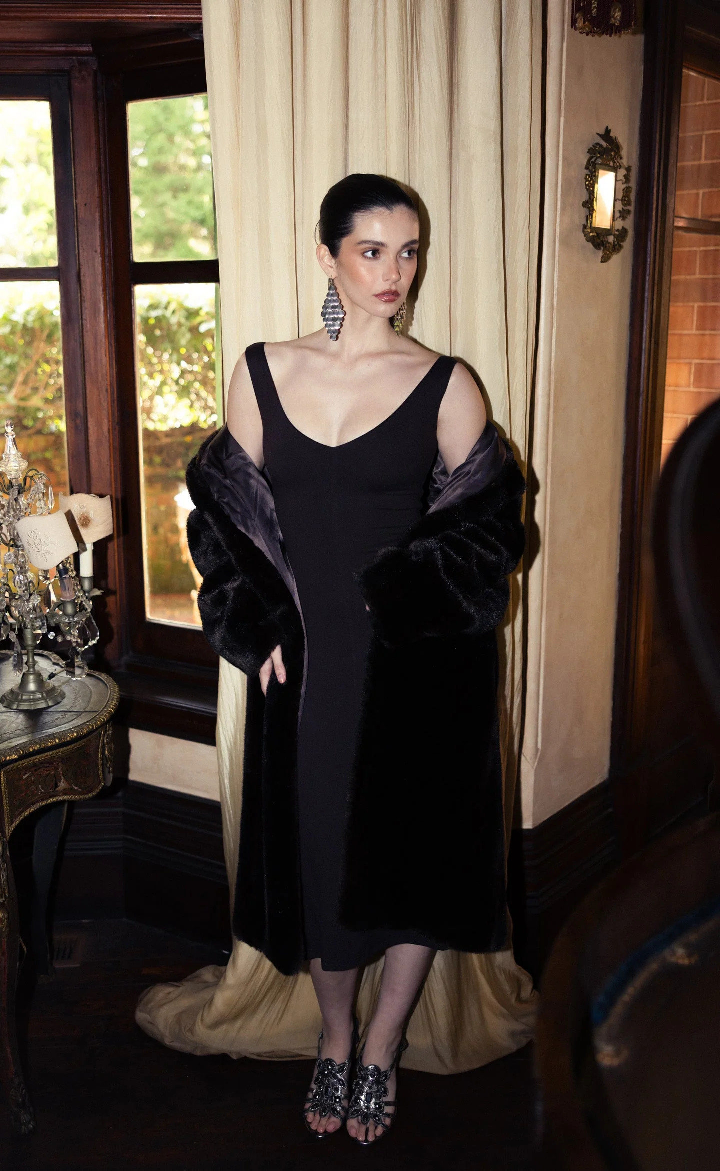 Nyra Midi Dress (Chocolate) | Charcoal Clothing US