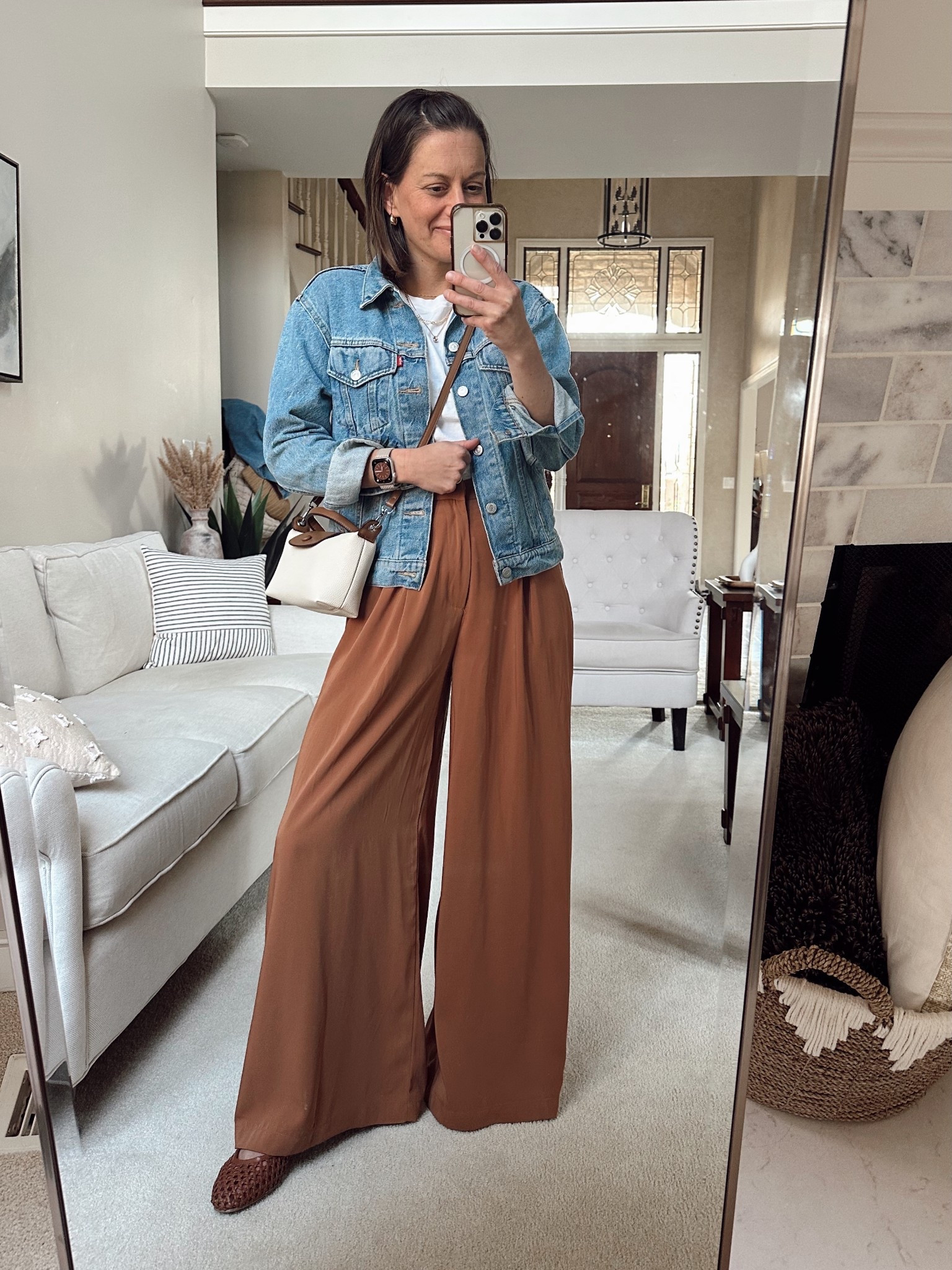 Amazon outfit idea!

Trouser wide leg pants run true to size, white tee and jean jacket also run true to size.



#LTKStyleTip #LTKPetite #LTKFindsUnder50