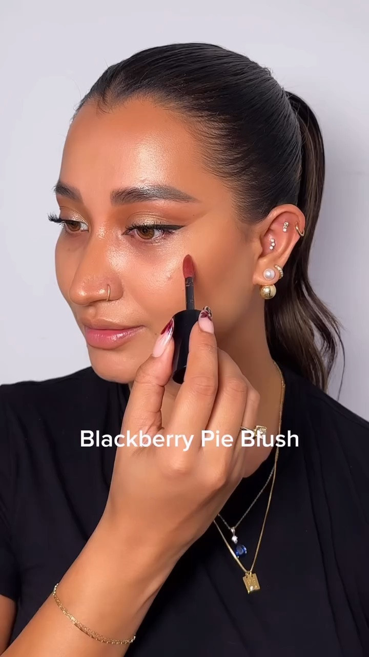 Products: 

@armanibeauty blush 
@bareminerals blush 

•
•
•
•
#makeupproducts #wakeupandmakeup #makeuplover #makeuplook #beauty #nycinfluencer #ugccreator #makeuptutorial #explore #explorepage 

•
•
•
•

#LTKBeauty #LTKFindsUnder100 #LTKSaleAlert