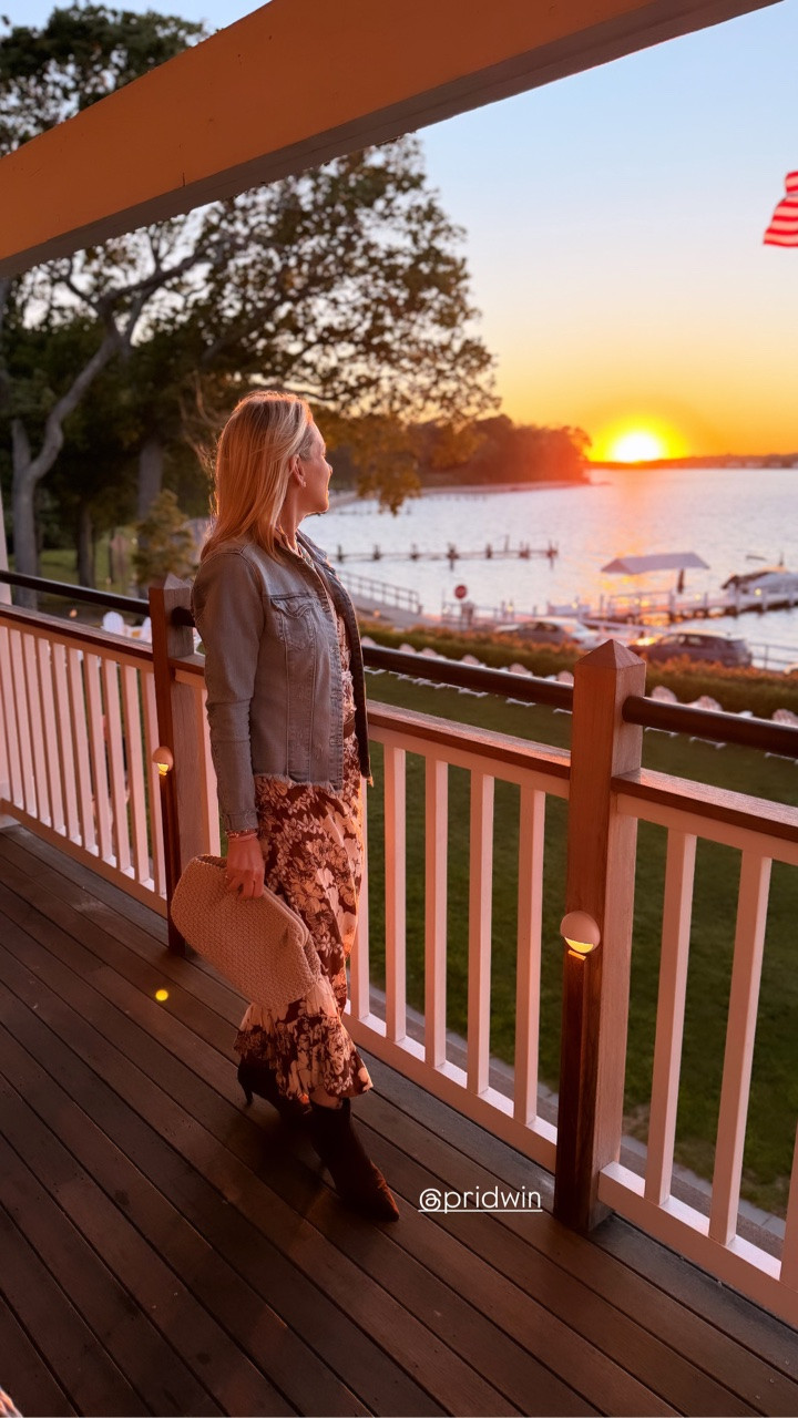 #fit for a night on #shelterisland celebrating a friends birthday and enjoying a stay @pridwin 
With the weather not cooperating at least we got an amazing sunset 🌅

#LTKgrwm #LTKootd #LTKdayinmylife