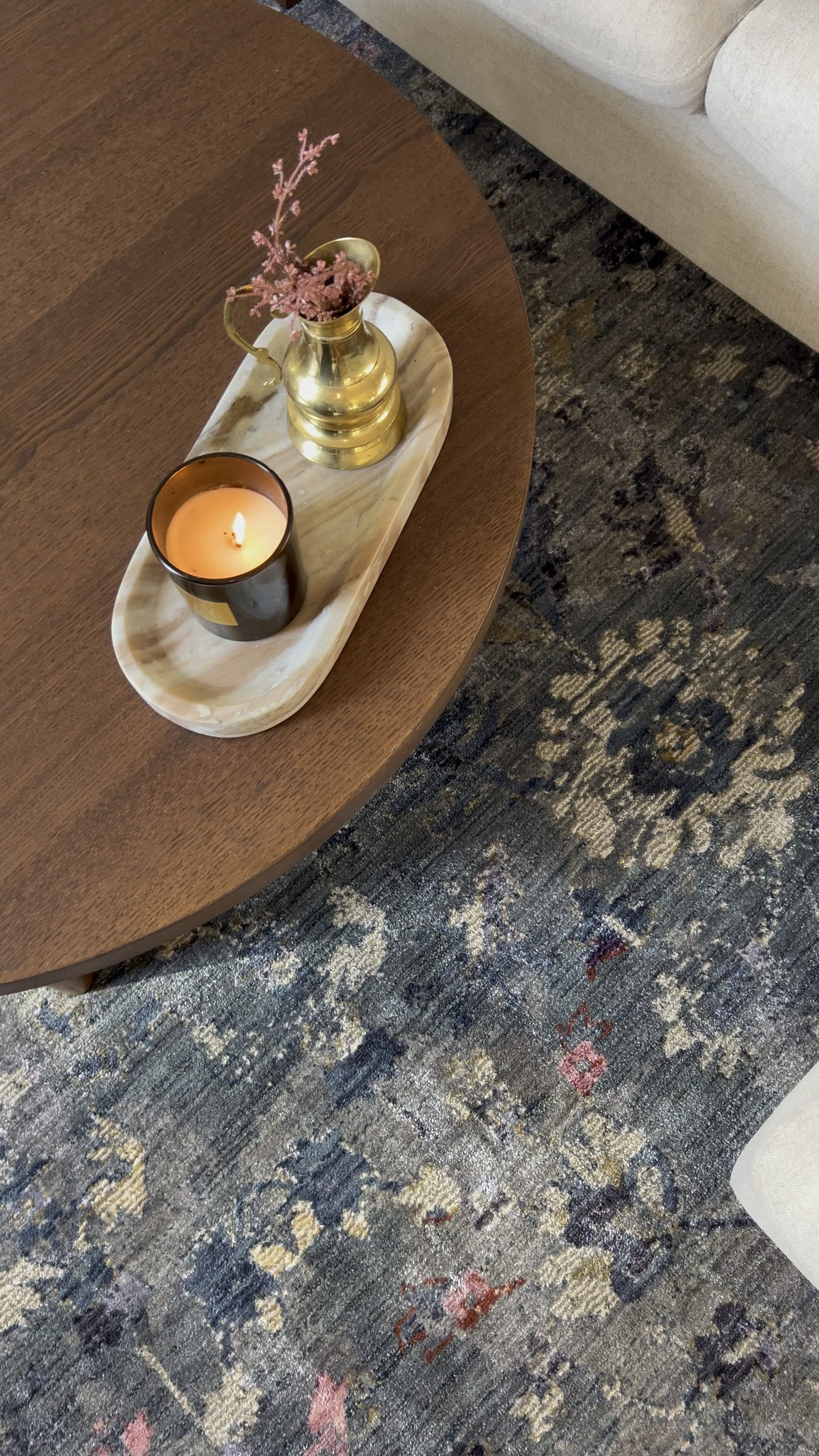 Obsessed with this rug! It’s the sage/navy color. Could not be more in love 

#LTKhome