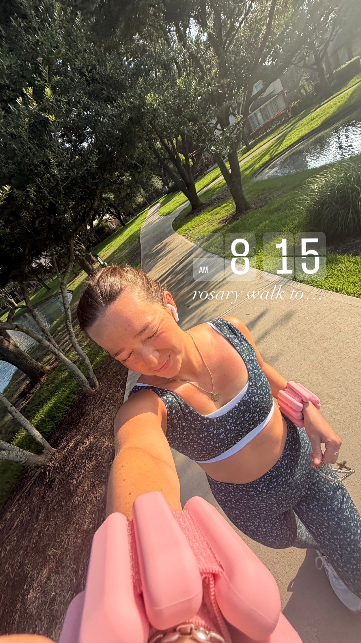 Morning rosary walk 🕊️😌
@abercrombie