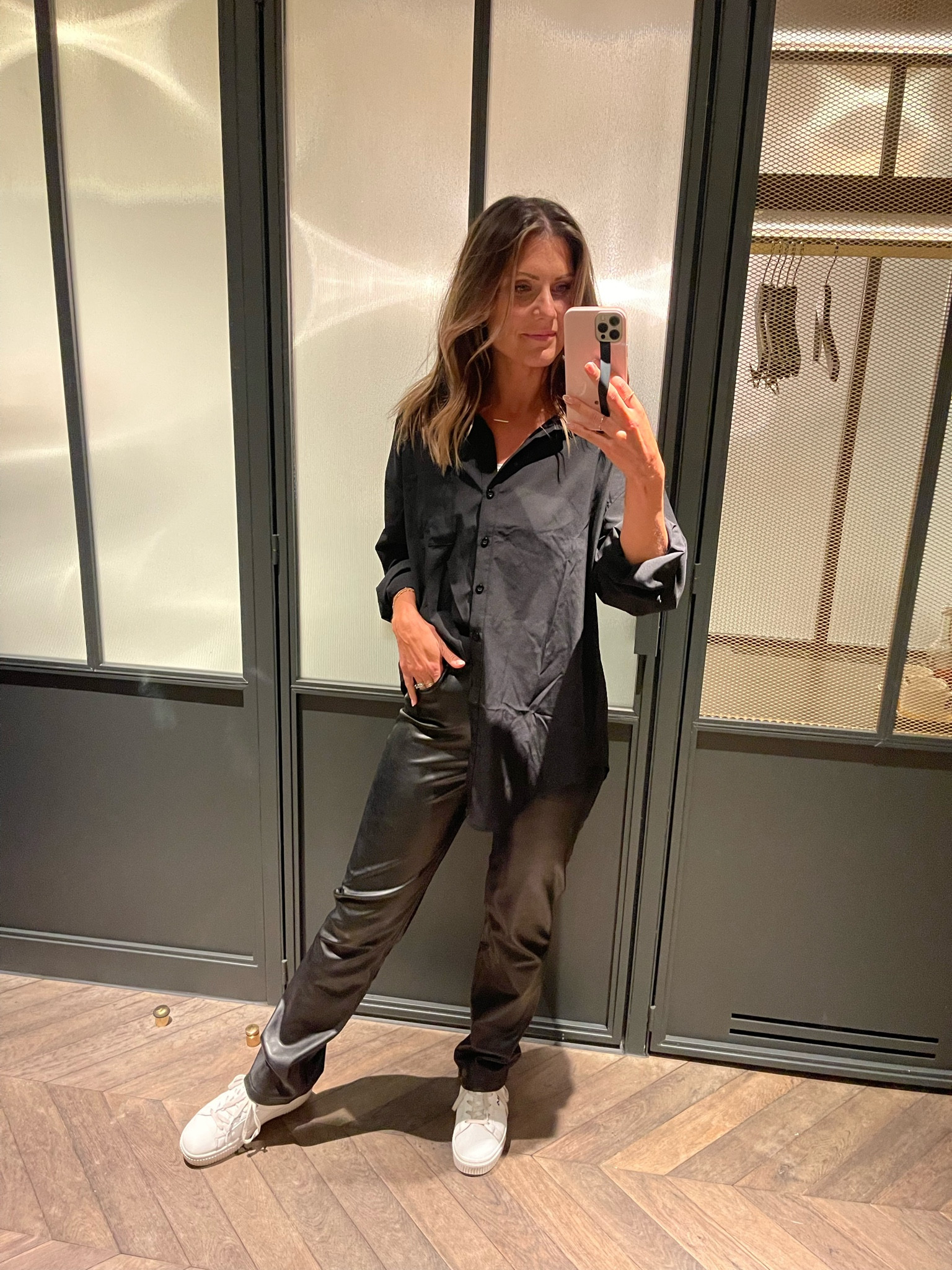 Paris day 2. I’m in a 27 tall in the pants. I’m 5’9” 
#fauxleather #fauxleatherpants #allblack #abercrombie #canada #amazon #founditonamazon