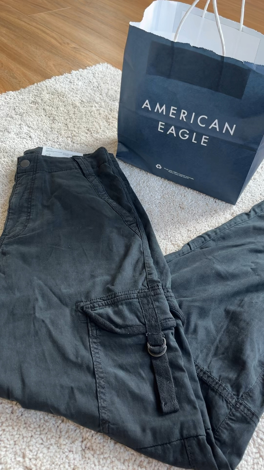 American Eagle Cargos

#LTKBacktoSchool #LTKSeasonal #LTKFind