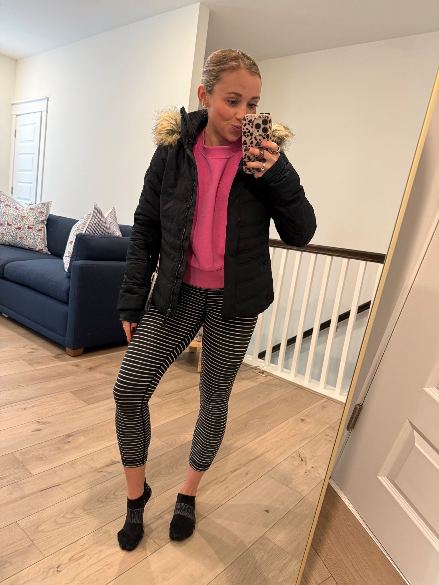 New ski jacket! Size 4 petite, being 4”11 it’s so hard to find clothes let alone jackets that don’t swallow you.. 