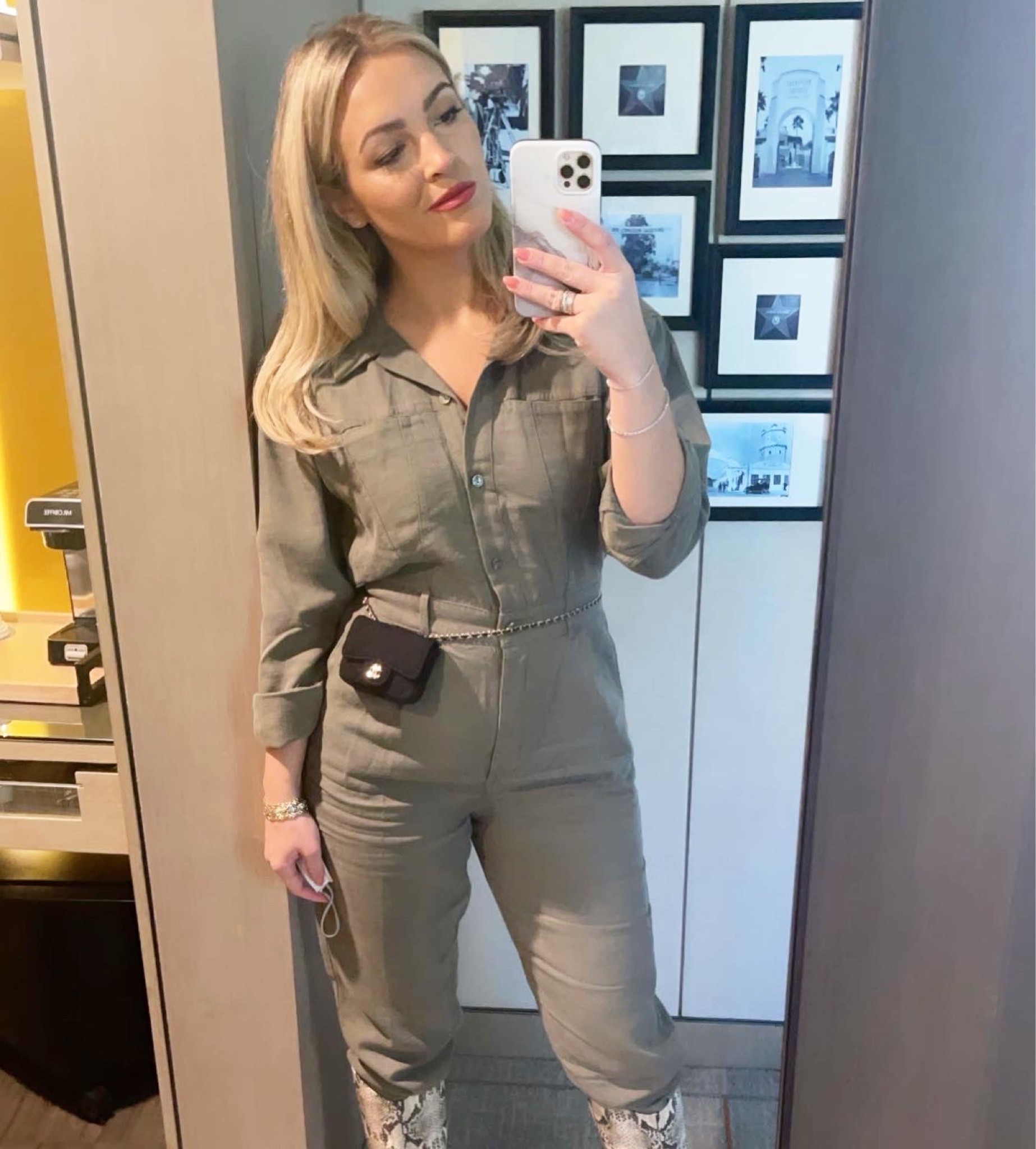 Wore this on a work trip to LA. So perfect and versitile. I wore it with boots to dress it up and sneakers for a more casual look💃

#LTKfit #LTKstyletip #LTKunder100