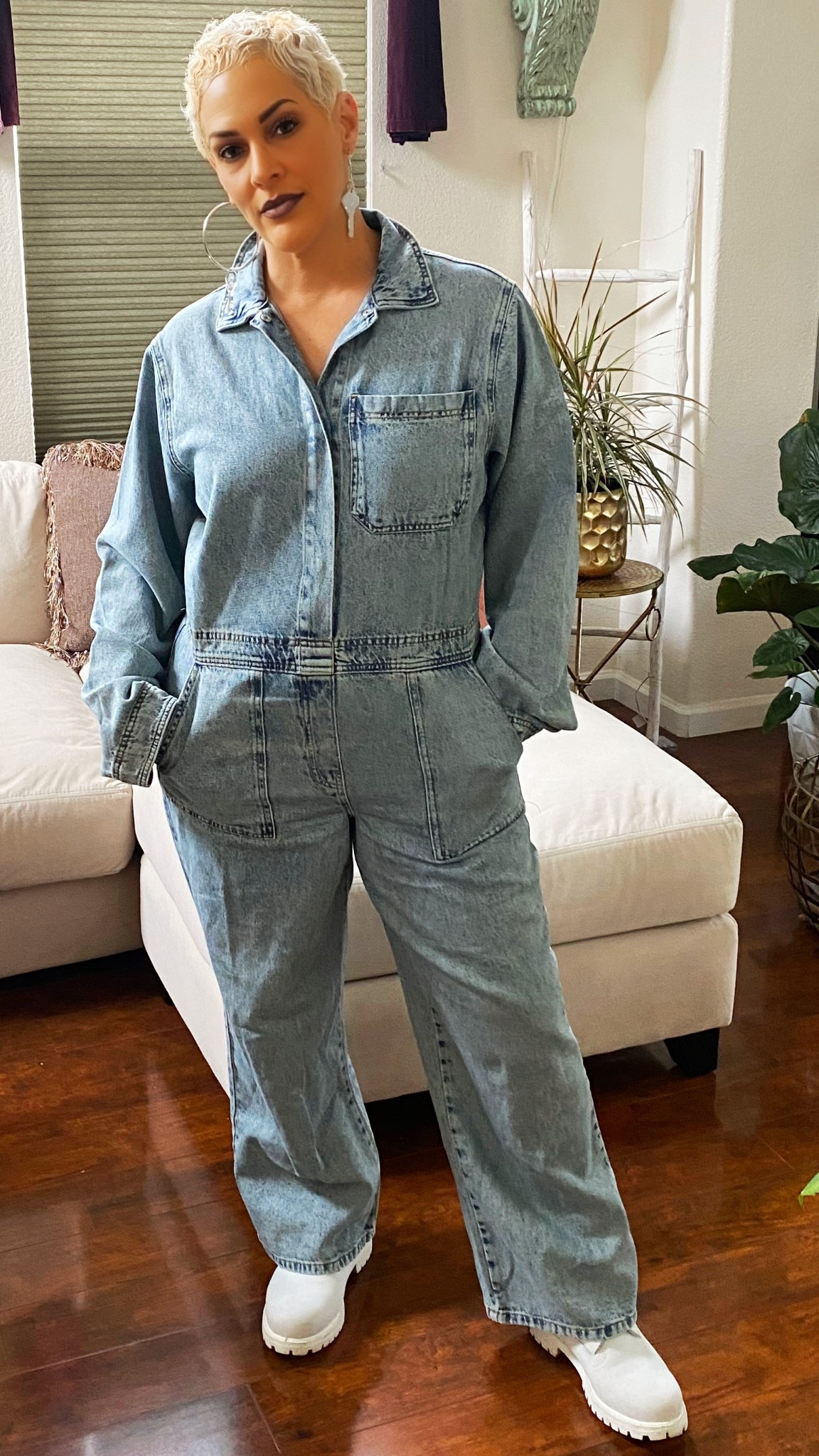 Boiler Suit (check)
Ghost White Timberlands (check)
Rhythm Nation Earring (check) Love me a good Boiler/Jumpsuit!
#ltkshopping #asos #timberland #etsy #soecialedition

#LTKFindsUnder100 #LTKU