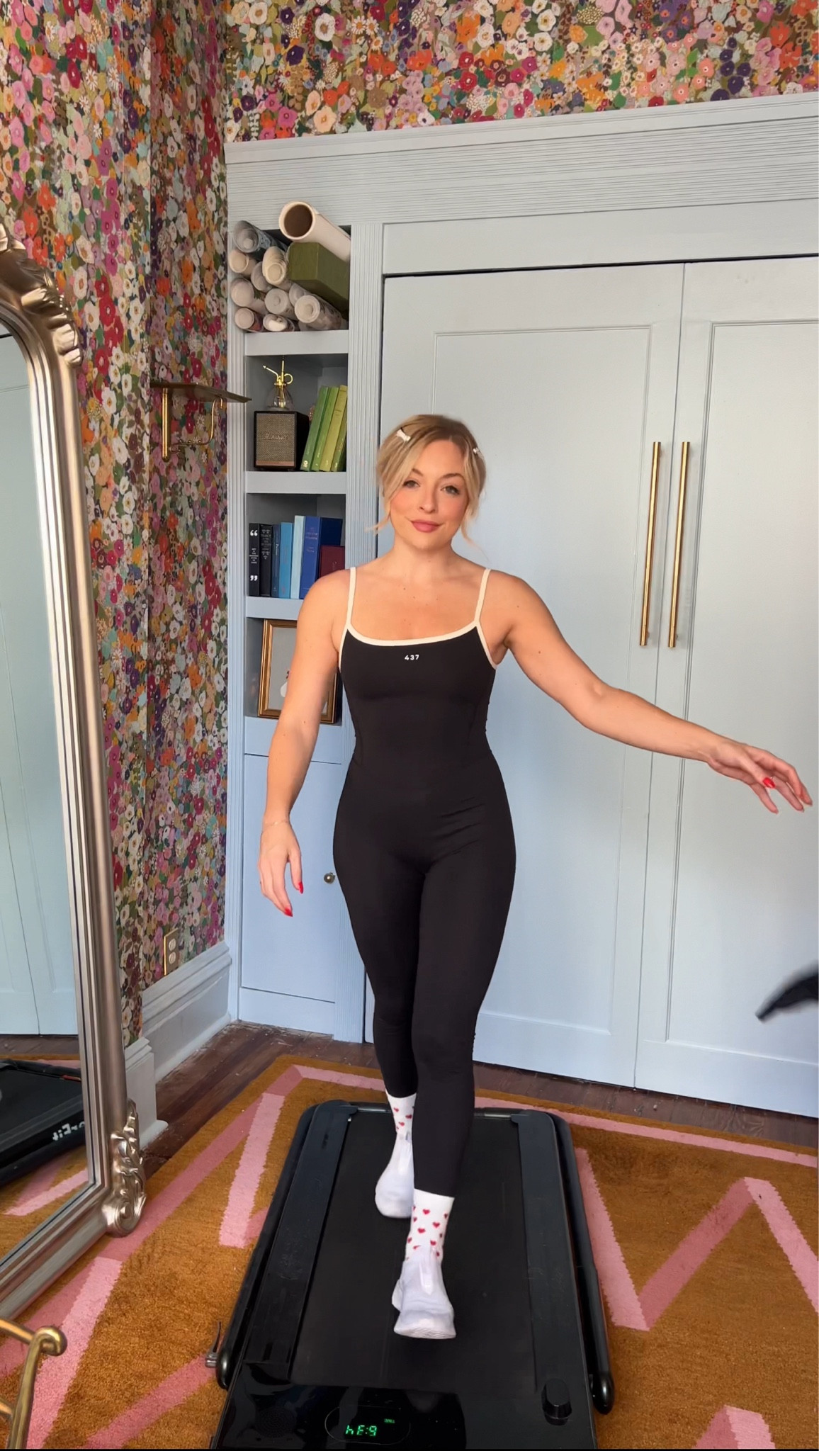 Walking pad outfit 437 jumpsuit bodysuit gym fitness workout wearing size small fits TTS

#LTKfitness #LTKfindsunder100