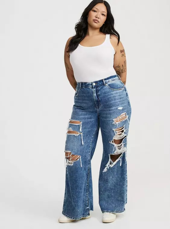 High-Rise Wide-Leg BAGGY WIDE LEG JEAN in Mediumblue-Denim | Torrid (US & Canada)