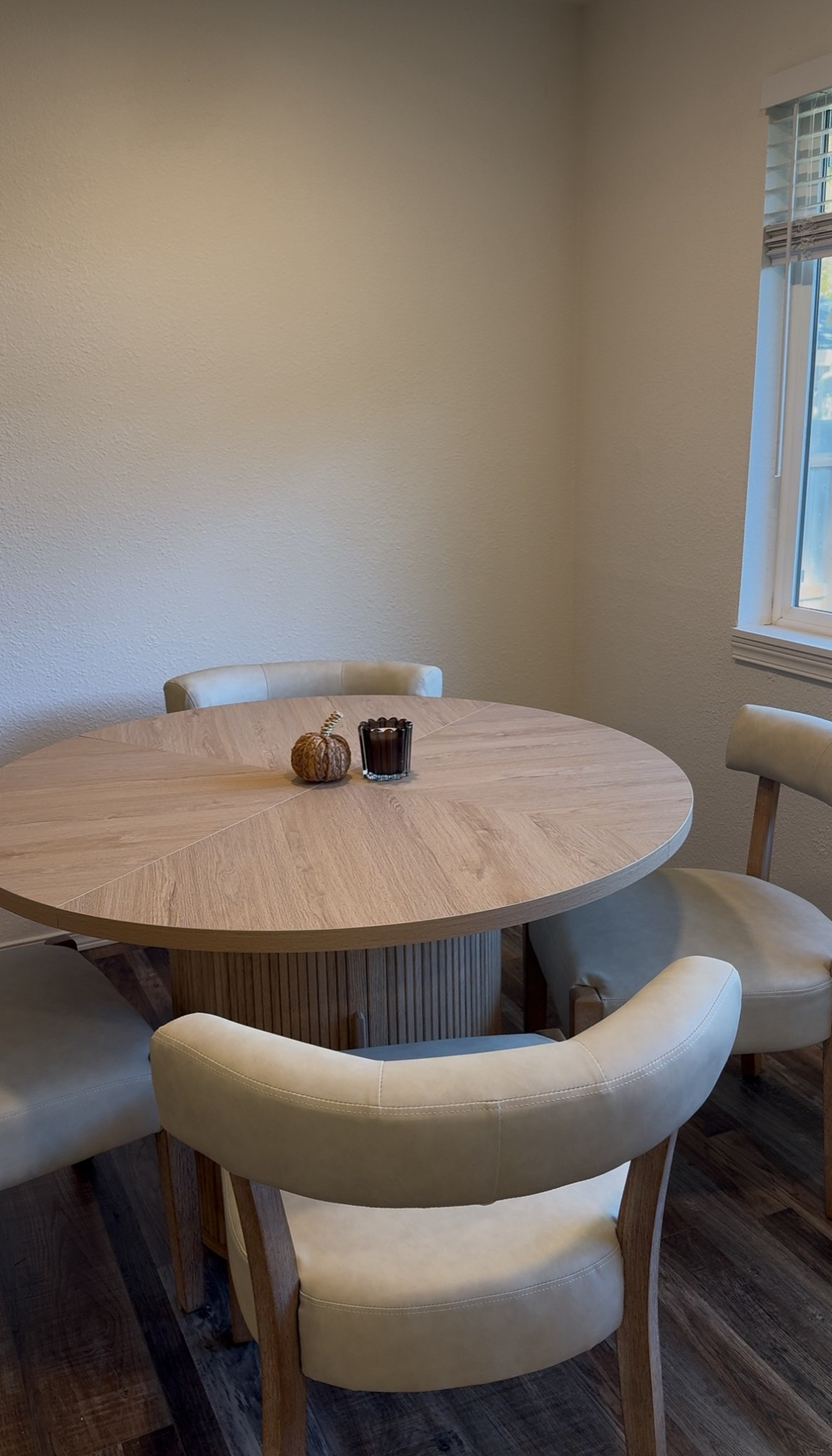 Dining table, chairs, beige, home decor, Amazon, round table, classic, clean, elegant 

#LTKHome