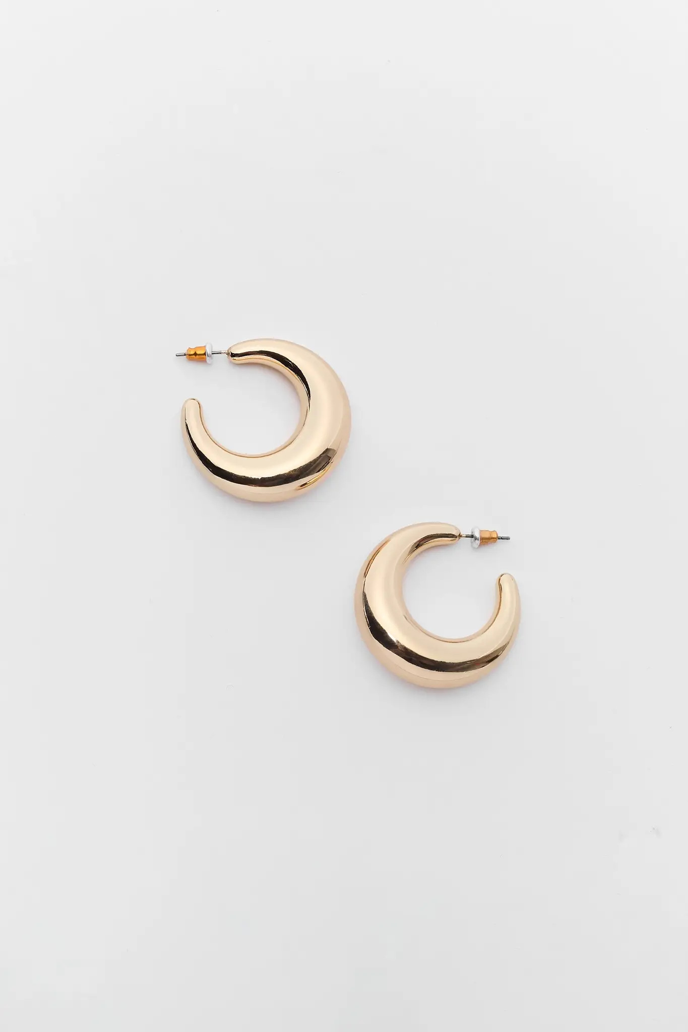 Gold Chunky Hoop Earrings | Avara