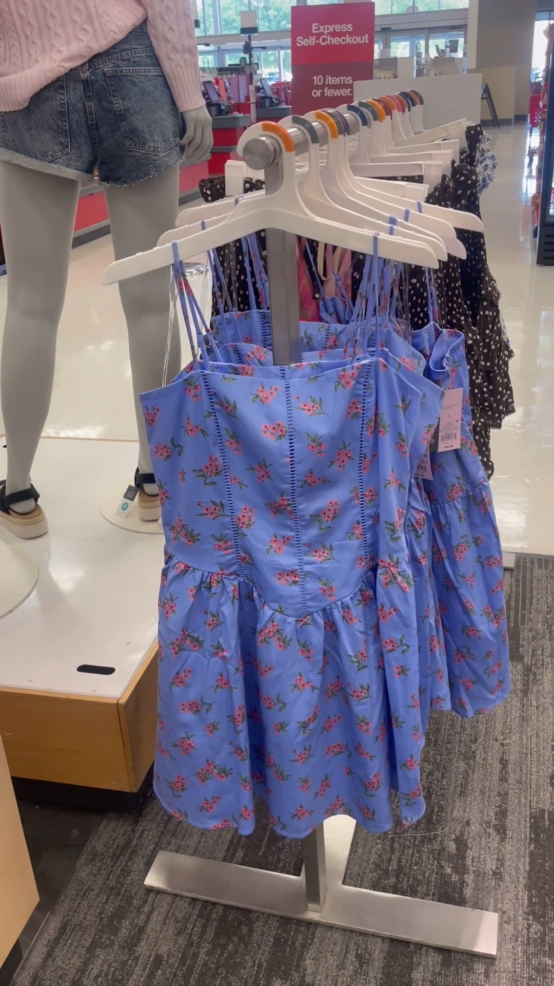 A little round up of some cutie finds you need to see 👀 Save for your next @Target run and follow me @showermeintarget for more finds

#LTKSeasonal #LTKSaleAlert #LTKootd
