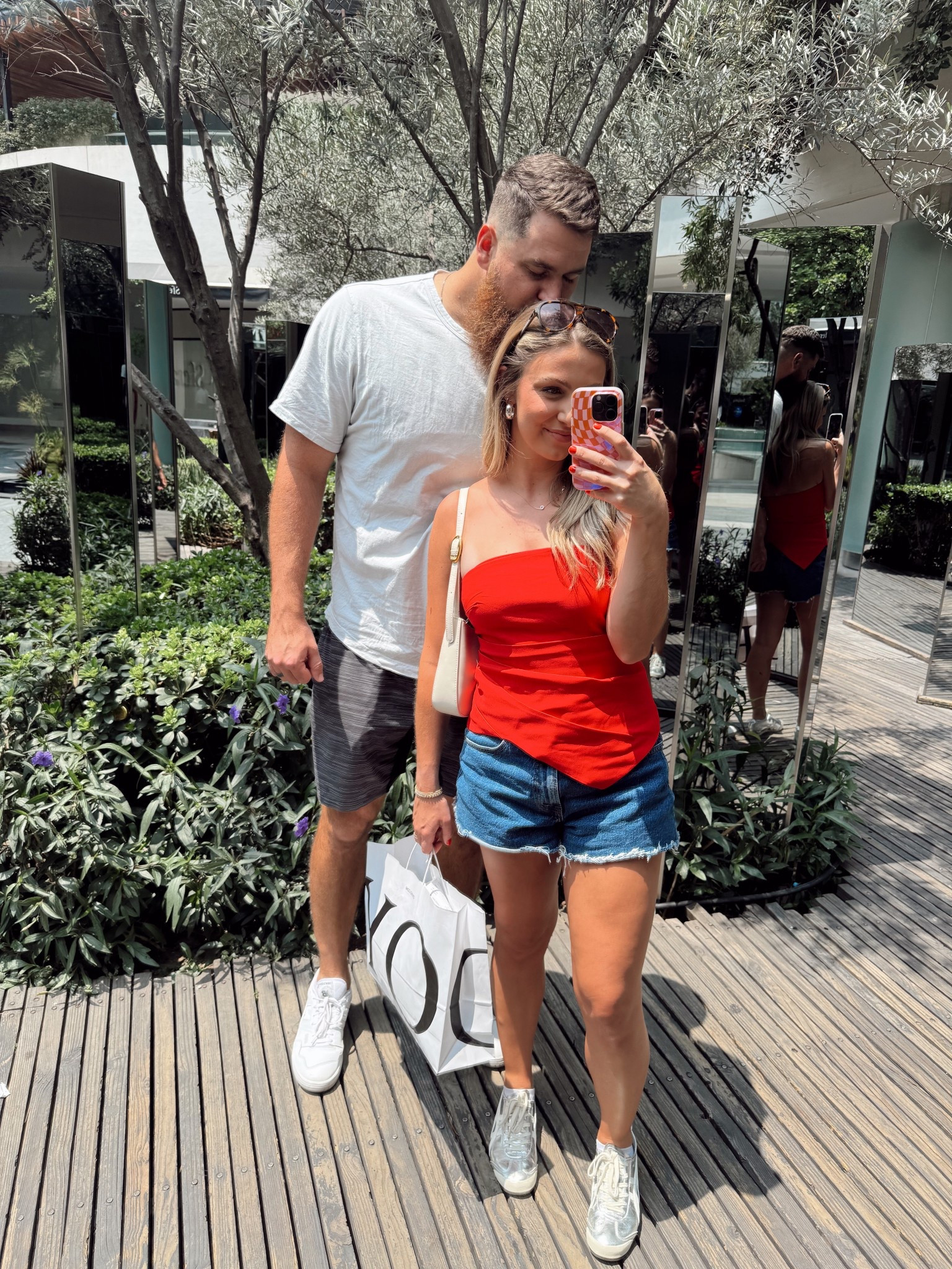 Exploring in Mexico! The best shorts and airy tube top