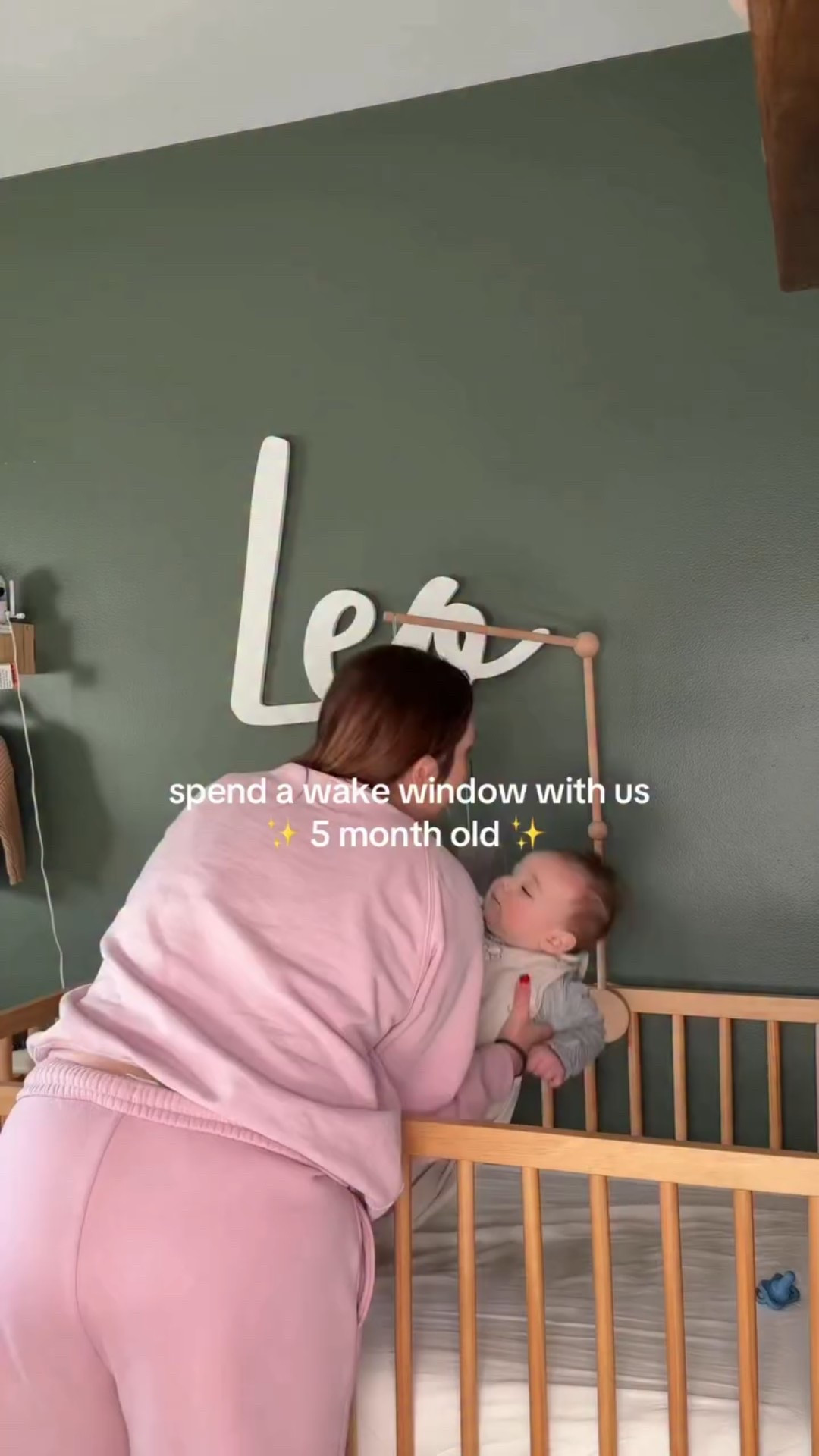 Comment “wake window and I’ll send you a 🔗 to everything we use to play! These wake windows are getting longer and longer, so here are some wake window ideas for a 5 month ✨ 

#5monthold #wakewindows #babydevelopment #babyactivities #tummytime