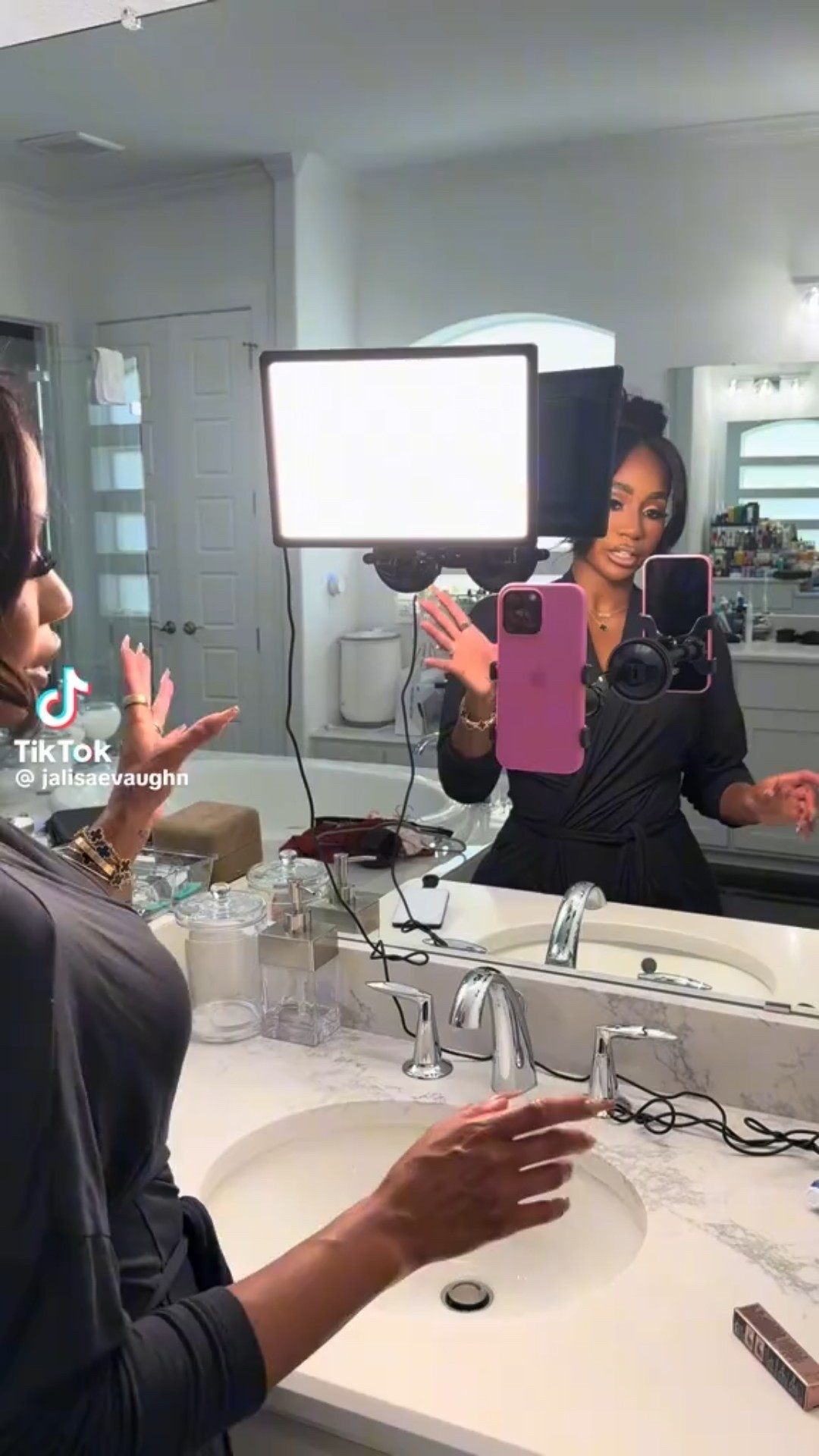 Under $100 Phone and light set up for recording content!

#LTKFindsUnder100 #LTKvlog