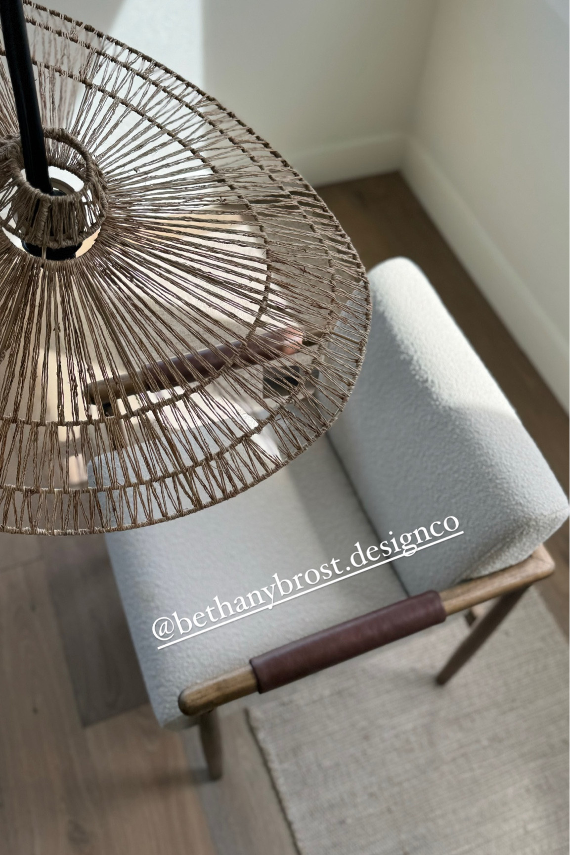 Home refresh
Dining chair
Woven pendant light 
Jute rug
Neutral home decor
Furniture 
(Exact arm chair available at pure salt. Teller dining chair)

#LTKhome