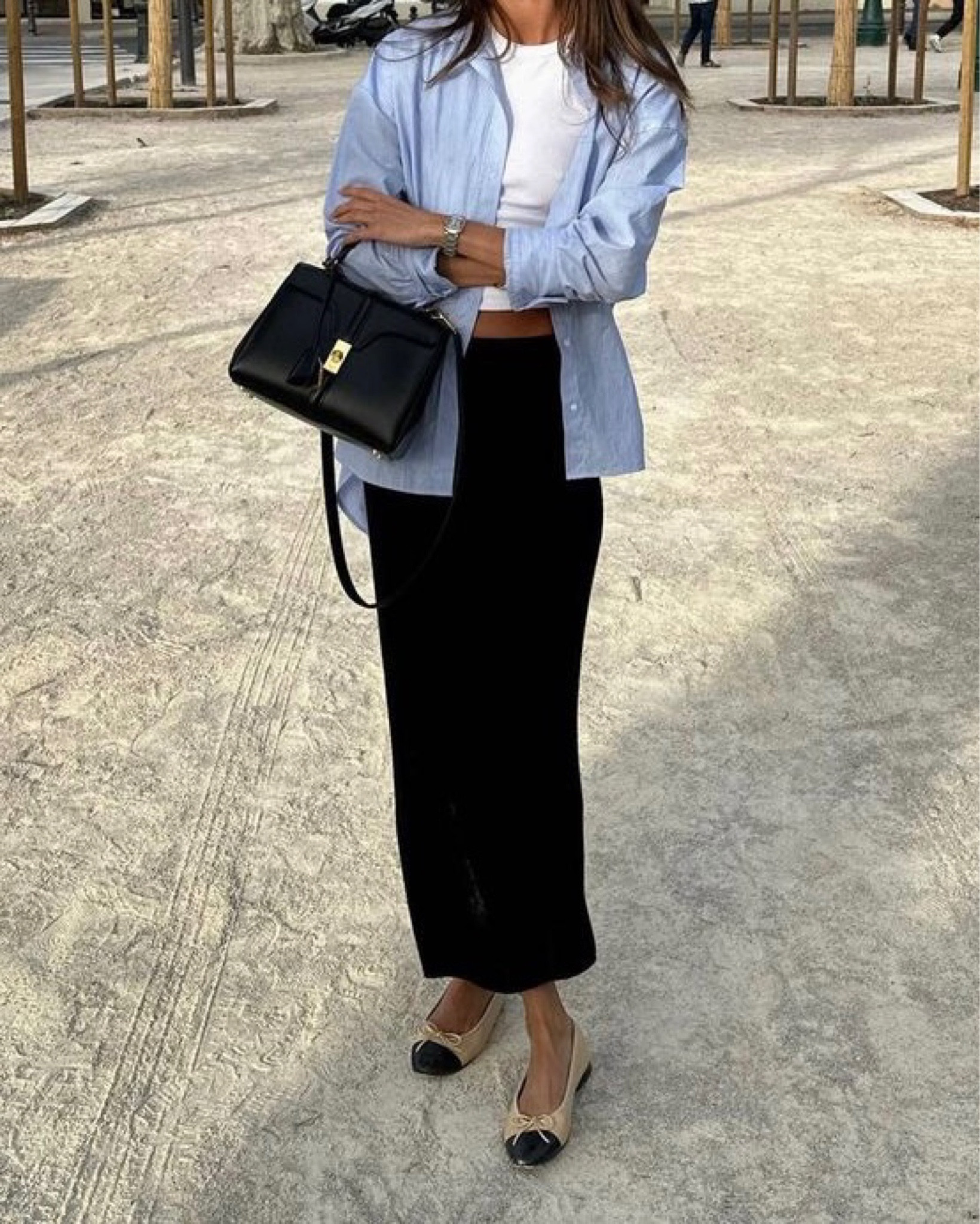 recreating outfits from my Pinterest boards 🦋

this outfit screams “summer to fall transition look”
- blue striped button down 
- white tee
- structured bag
- black maxi pencil skirt 
- two tone cap toe ballet flats 



#LTKworkwear #LTKSeasonal #LTKU
