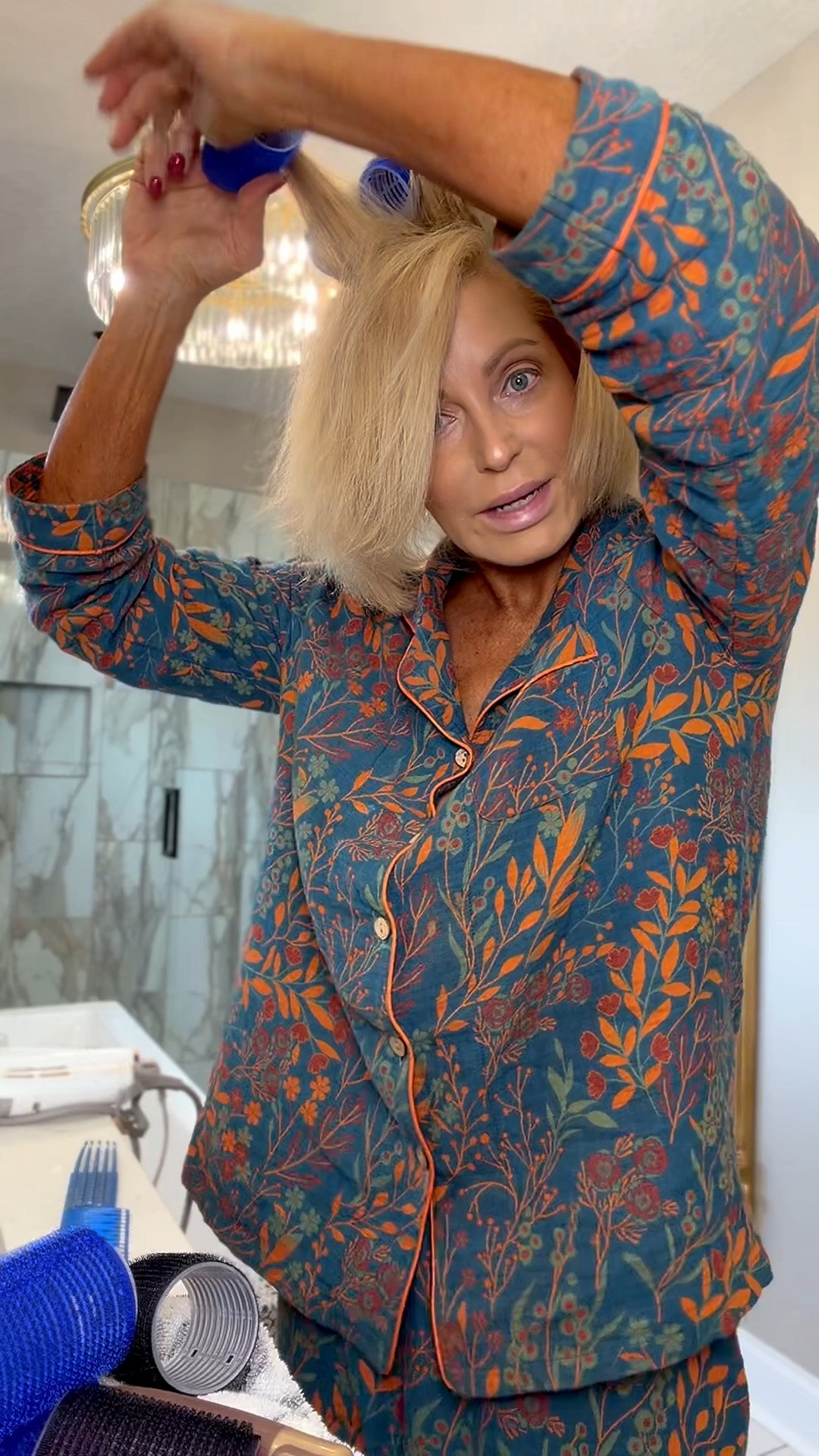 ❌Links are below the video just click on to shop⬇️❌How long I leave the rollers in depends on my desired outcome.  Most of the time I leave them in 10–15 min for smoother fuller hair.  For more volume I have left them in for an hour or two

#LTKdayinmylife #LTKvlog #LTKBeauty