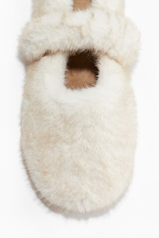H & M - Fluffy Slippers - Light Beige | H&M (US + CA)