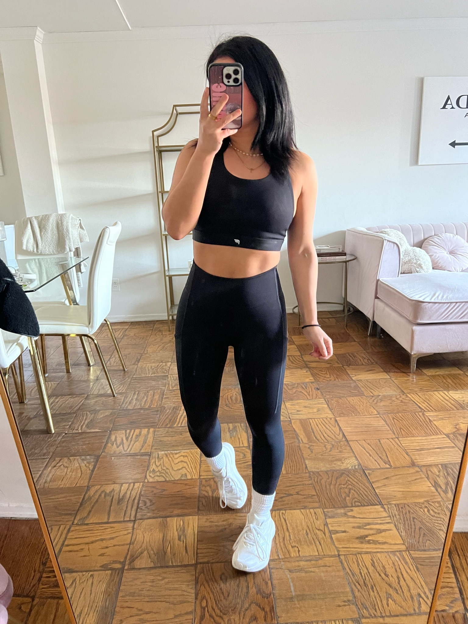 Set: fabletics, wearing size XS
Sneakers: adidas, wearing size 5

#LTKfindsunder100 #LTKfitness #LTKfindsunder50