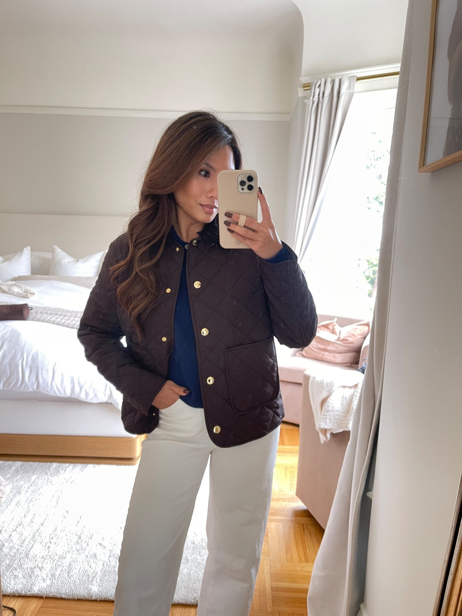 This $50 jacket!! Love the corduroy collar and the rich brown color ☺️ nice and lightweight! 

Sizing:
Jacket - tts, xs 
Navy sweater - tts, xs
Jeans - tts, 25 standard in crop style in tile white wash
Flats - tts 

#LTKPetite #LTKFindsUnder50