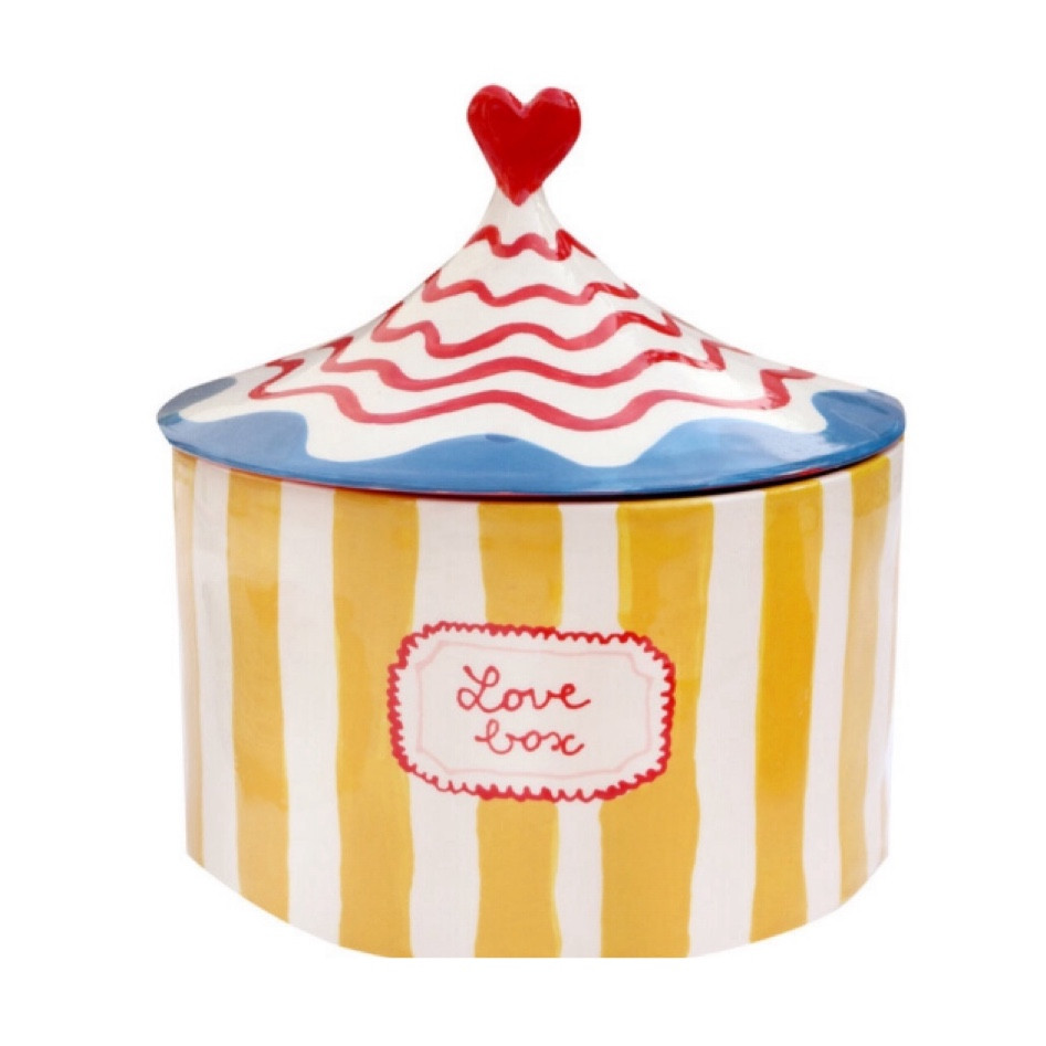 Love Box of Love Letters 💌

#homedecor #style #valentines #valentinesday #giftguide #forher #home #loveletters #ltkhomefinds 

#LTKSeasonal #LTKhome #LTKGiftGuide