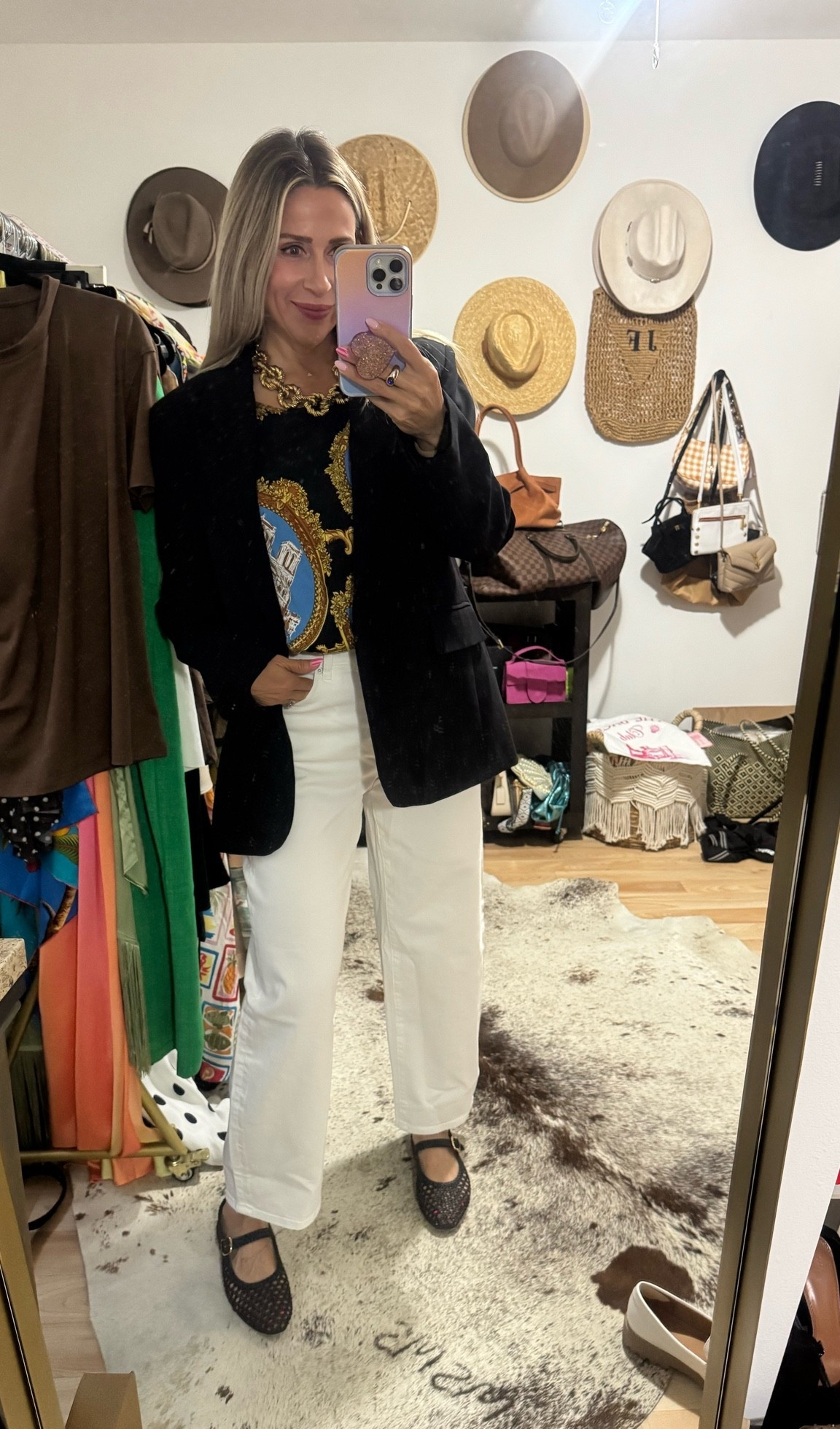 Linking these fun barrel jeans and comfy flats! Blazer is old Zara and top is old Anthropologie 💕

#LTKootd #LTKWorkwear #LTKOver40