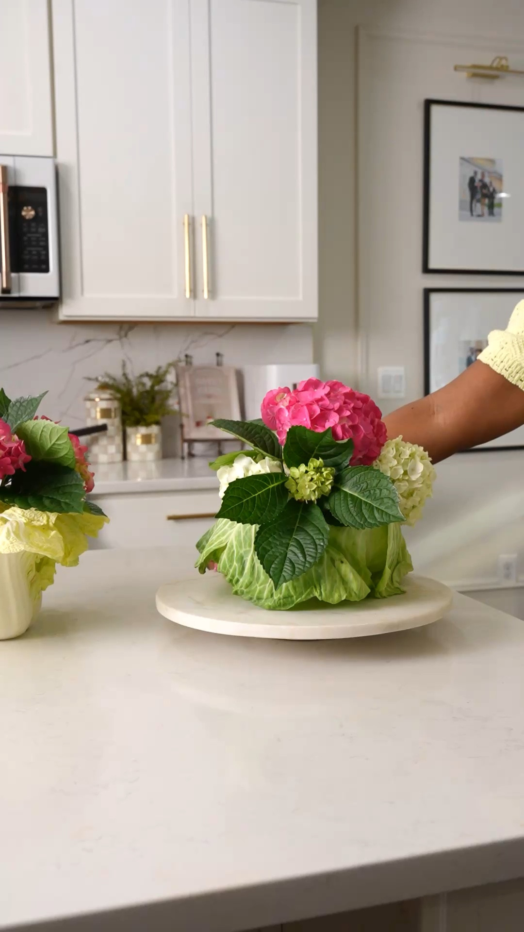 I tried the viral cabbage bouquet ! It’s do pretty 

#LTKdayinmylife #LTKHome
